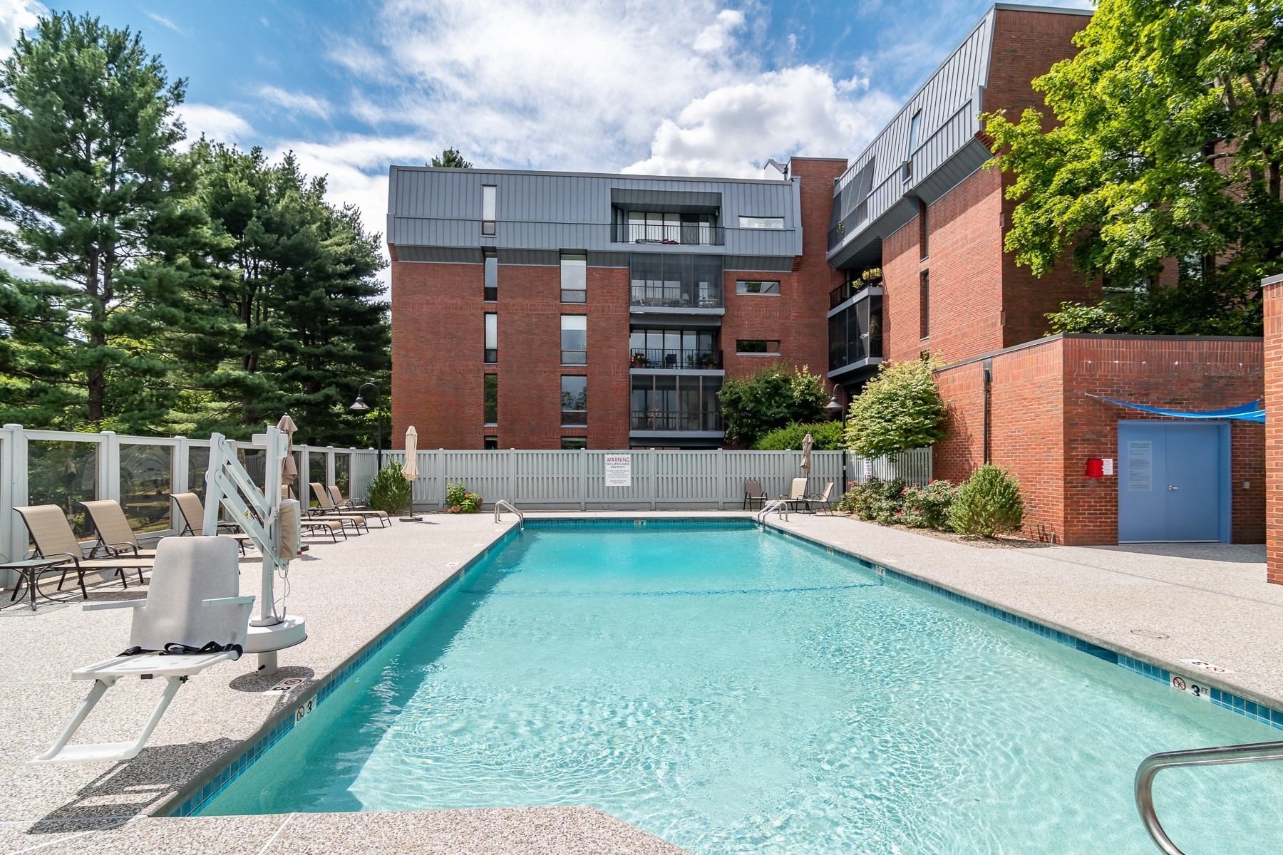 85 Grove St Unit 306, Wellesley, MA 02482 - Image 23