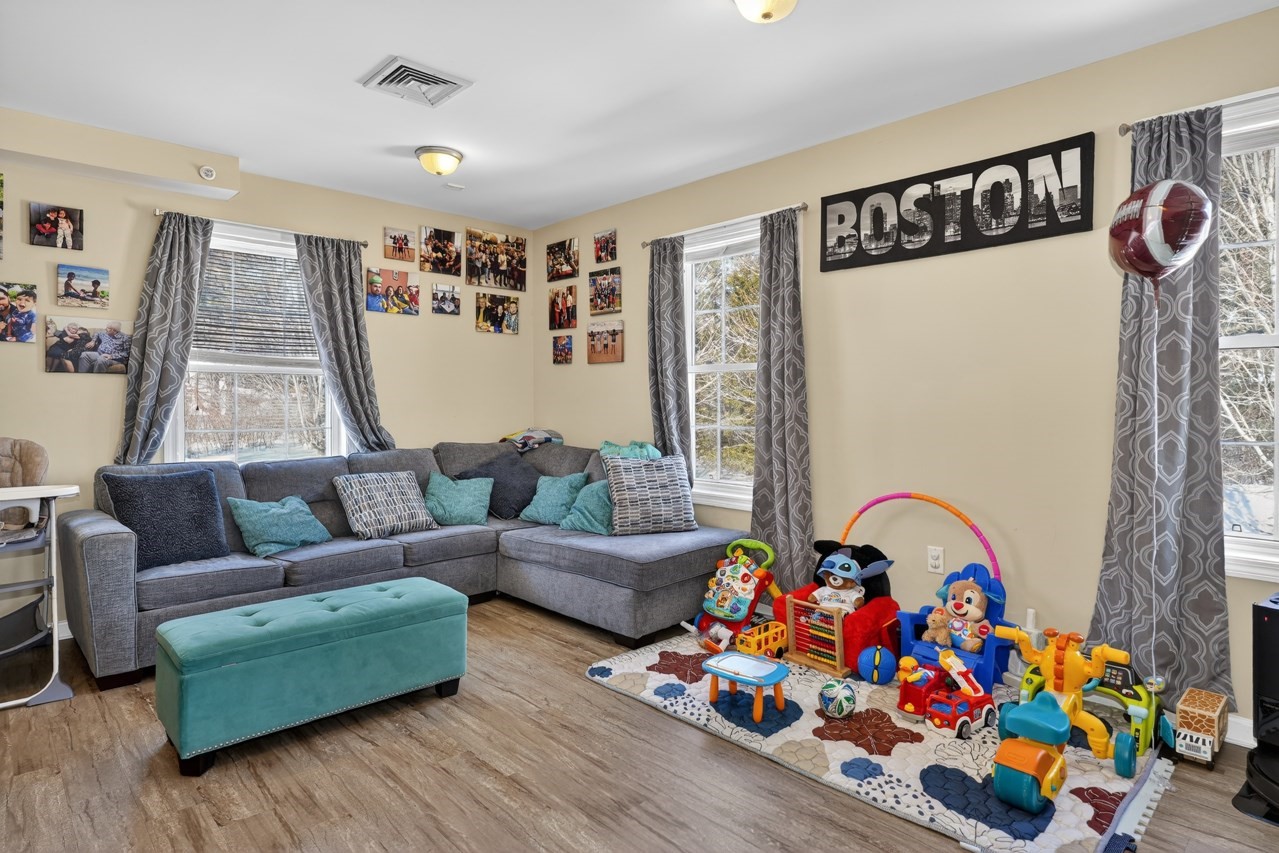 36 Webb Brook Rd Unit 3, Billerica, MA 01821 - Image 3