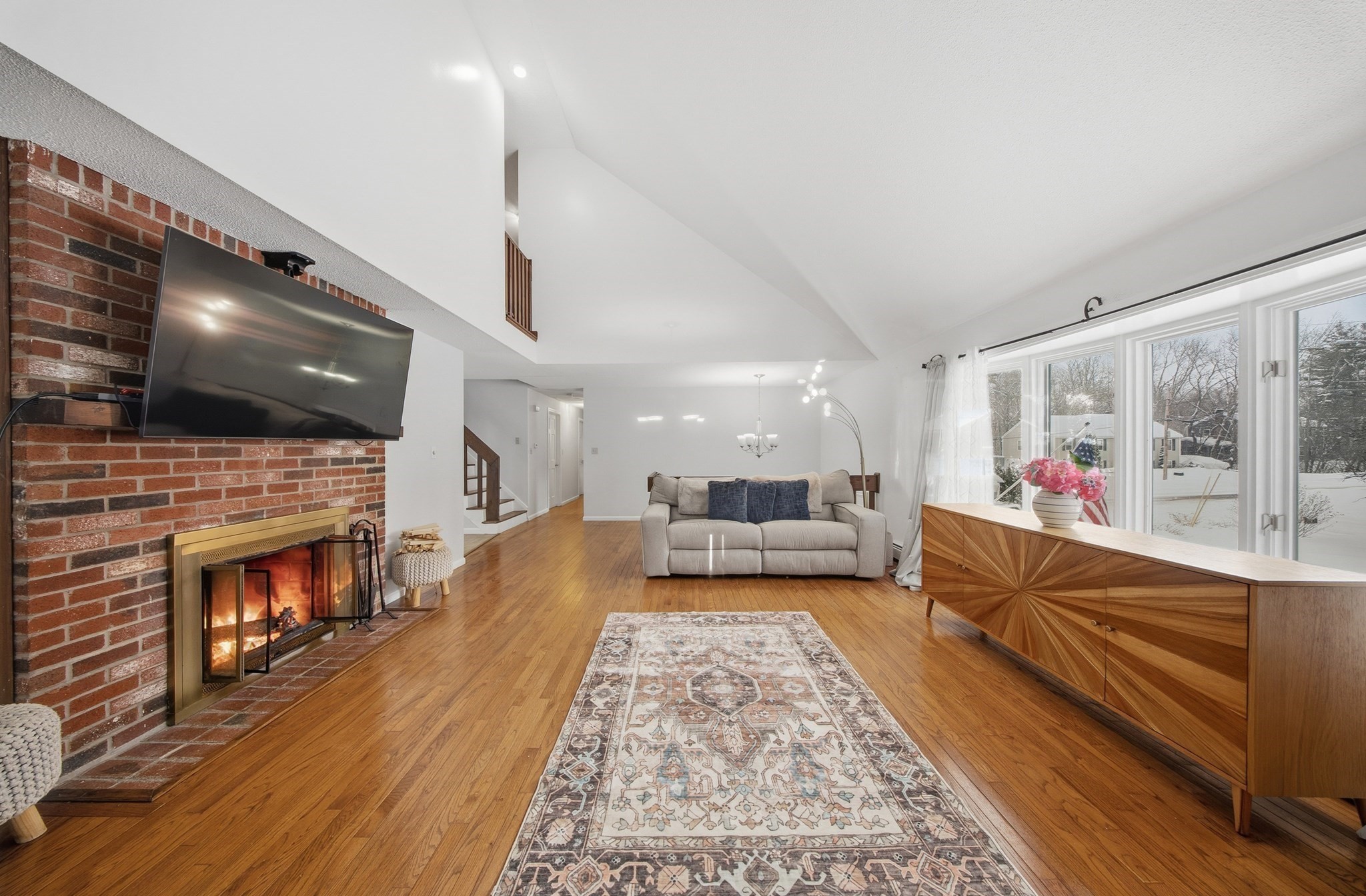 3 Oxyoke Dr, Methuen, MA 01844 - Image 2