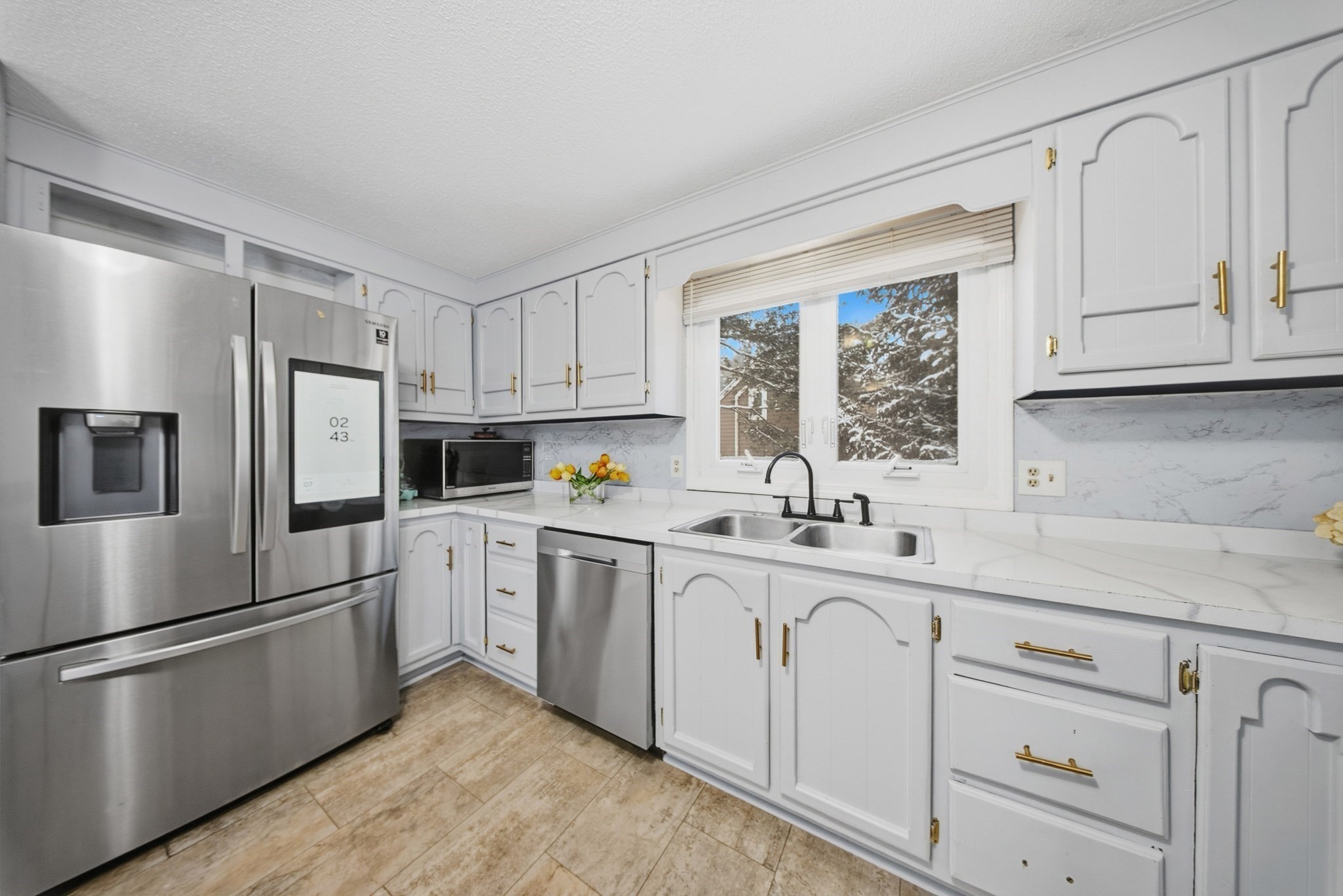 3 Oxyoke Dr, Methuen, MA 01844 - Image 9