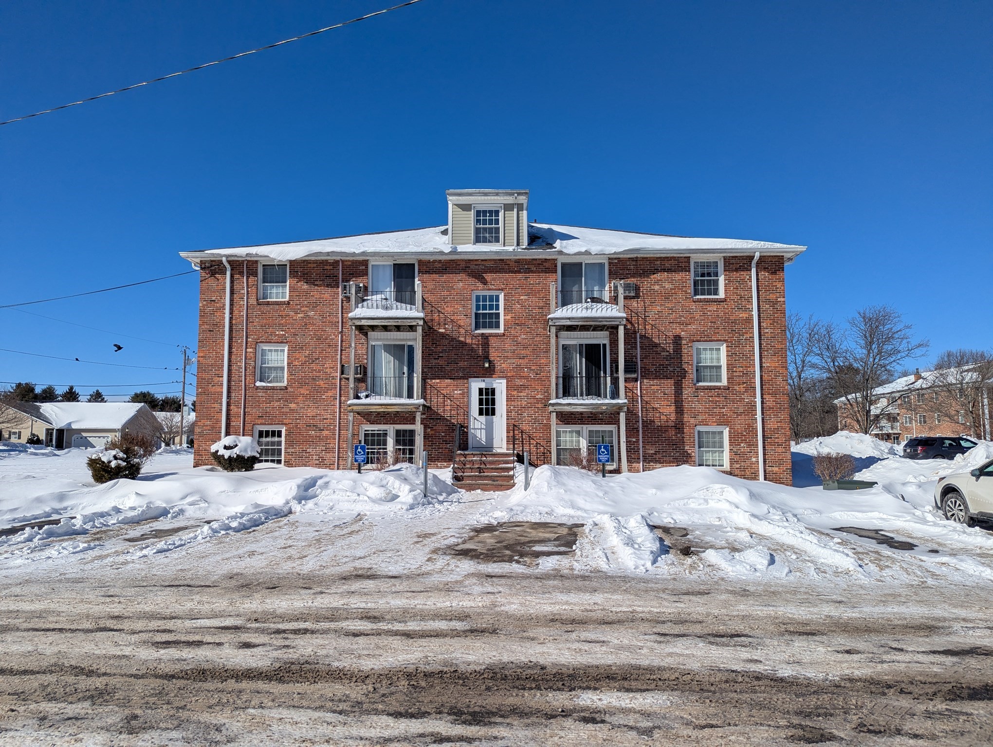 10 Woodman Way Unit 8, Newburyport, MA 01950