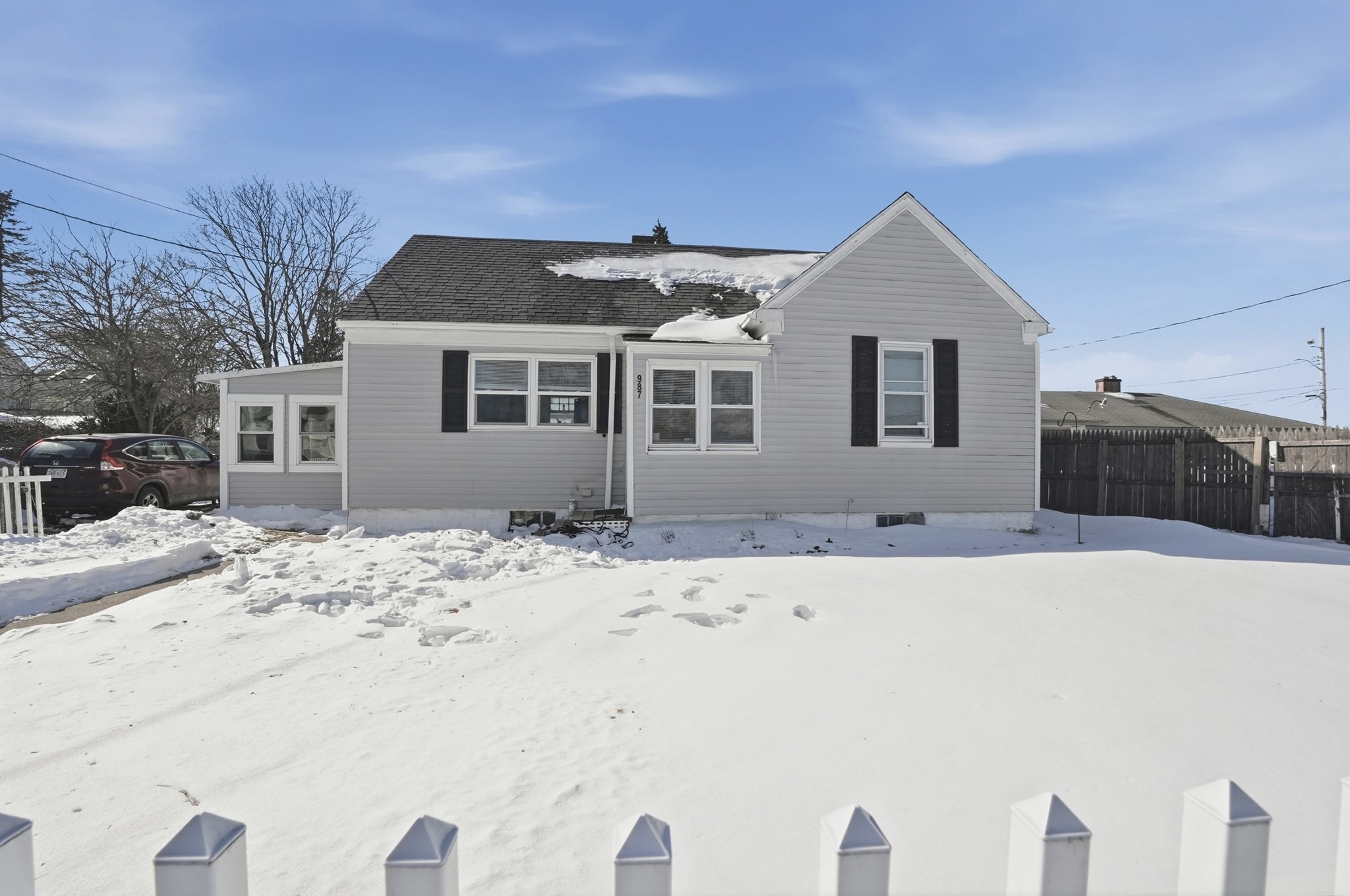 987 Rockdale Avenue, New Bedford, MA 02740