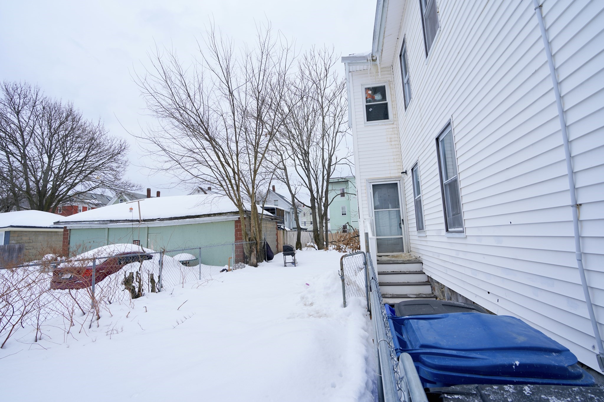 183 Farnham St, Lawrence, MA 01843 - Image 36