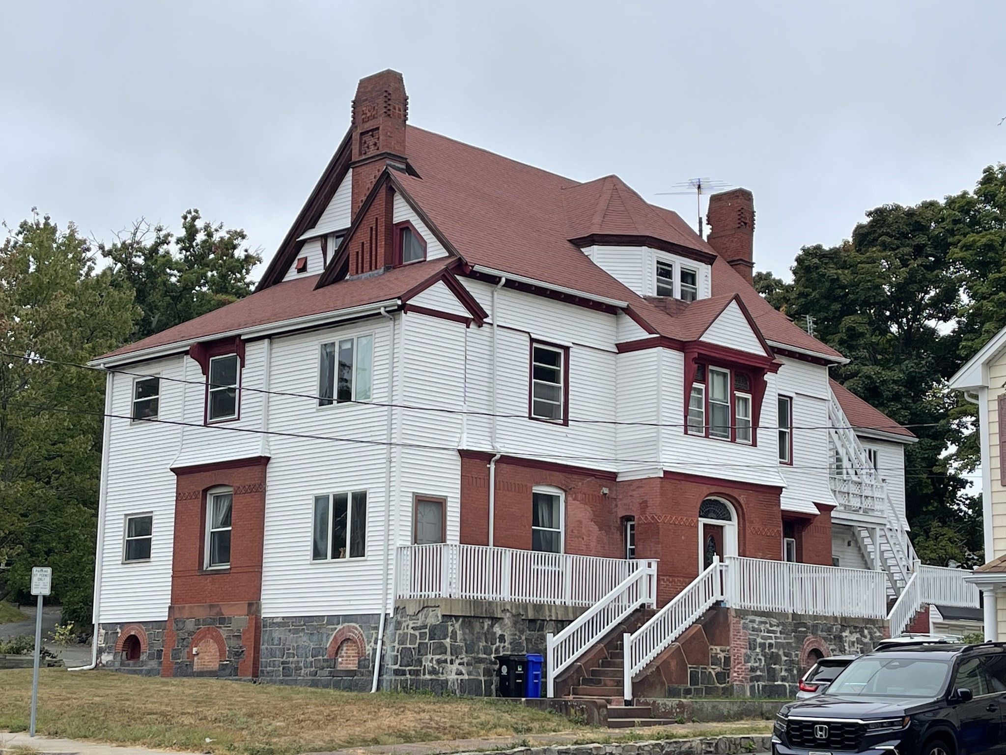 209 Summer St, Malden, MA 02148