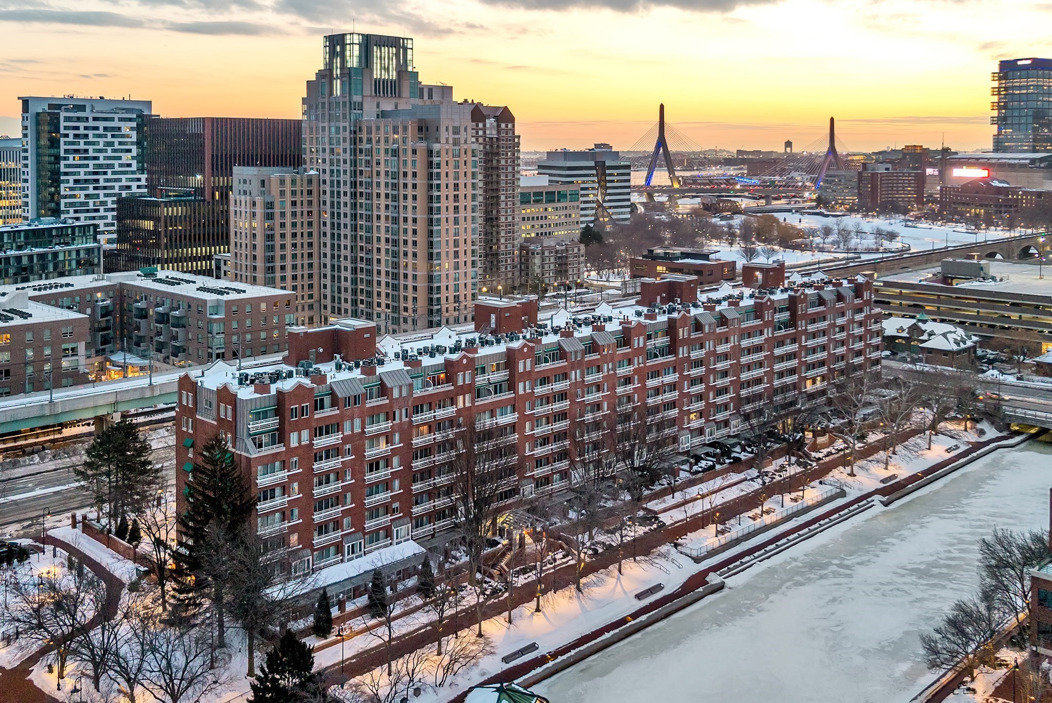 4 Canal Park Unit PH 8, Cambridge, MA 02141