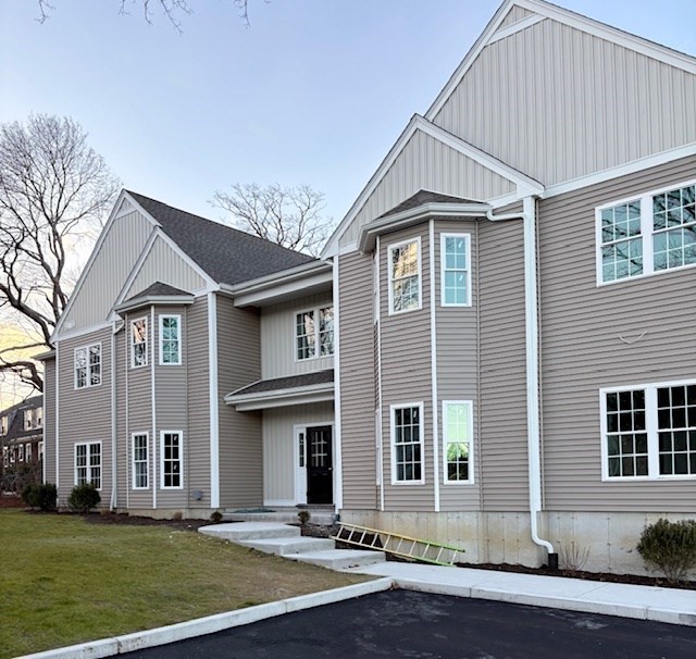 2 S Spooner St Unit 4, Plymouth, MA 02360