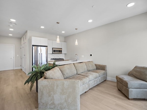 249 Corey Rd, Apt 404