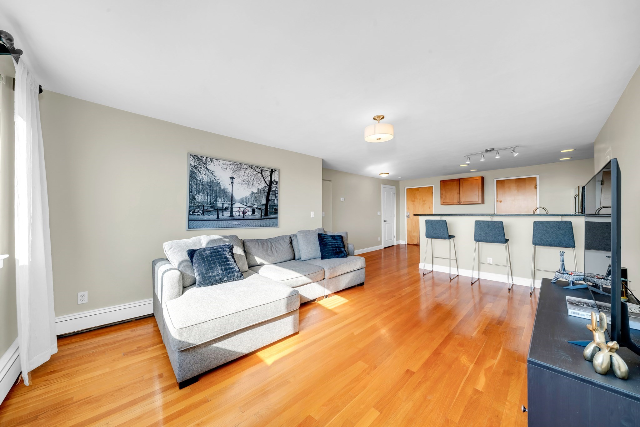 44 Lafayette Ave Unit 408, Chelsea, MA 02150