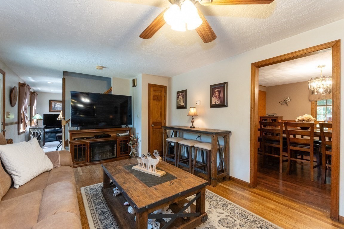 12 Ridgeway Ave, Billerica, MA 01821 - Image 11