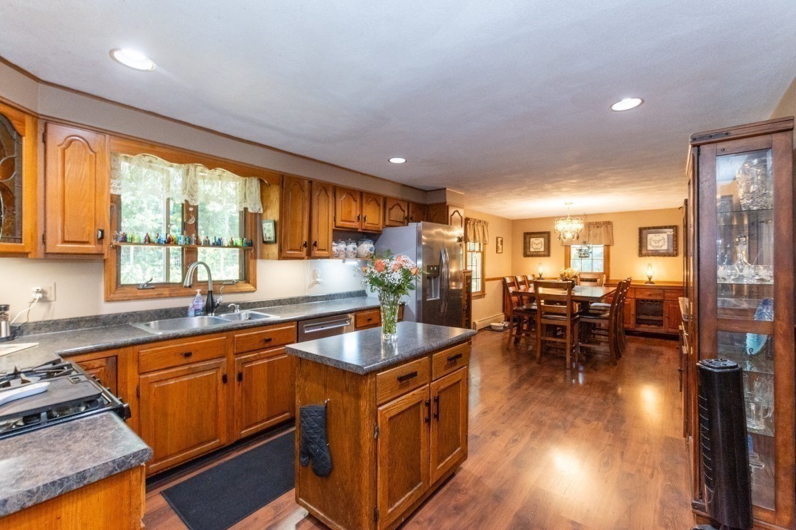 12 Ridgeway Ave, Billerica, MA 01821 - Image 4