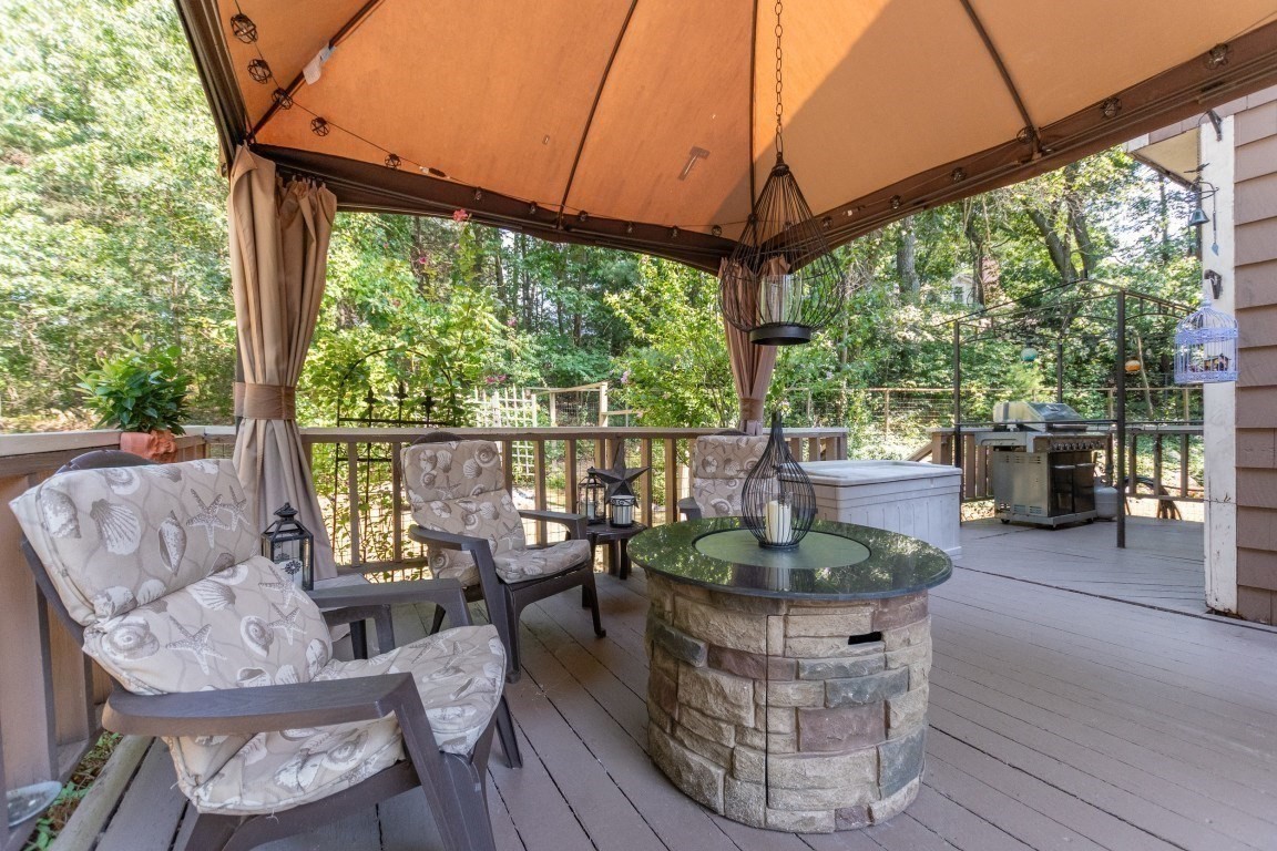 12 Ridgeway Ave, Billerica, MA 01821 - Image 33