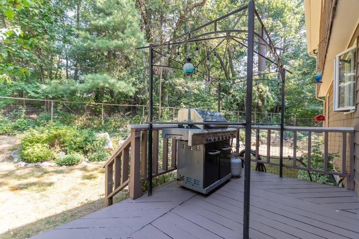 12 Ridgeway Ave, Billerica, MA 01821 - Image 35