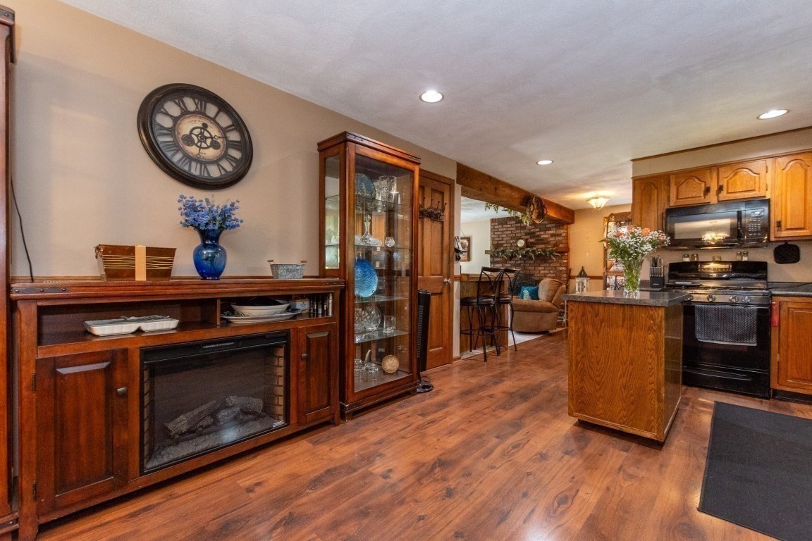 12 Ridgeway Ave, Billerica, MA 01821 - Image 7