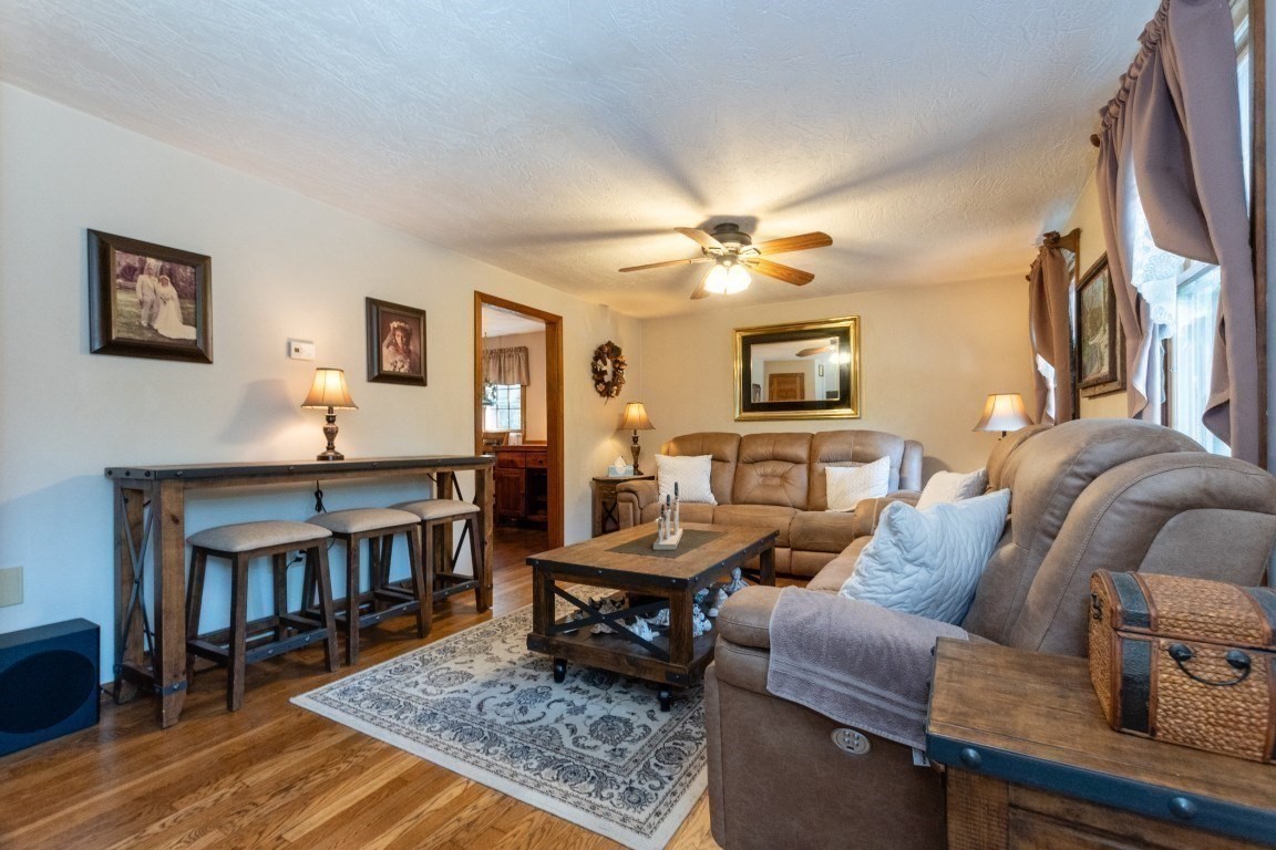 12 Ridgeway Ave, Billerica, MA 01821 - Image 9