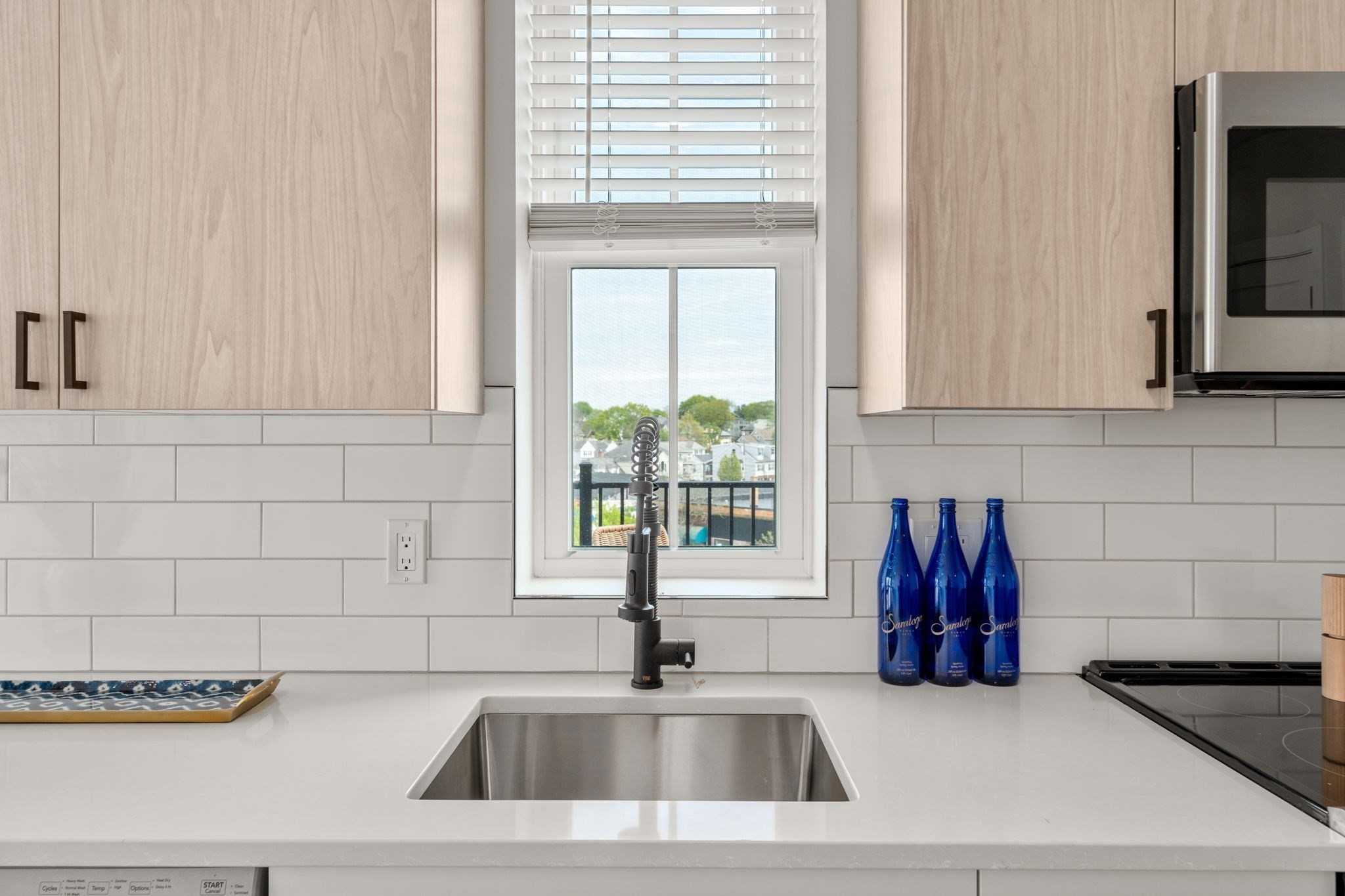 10 Somerset Unit 207, Winthrop, MA 02152