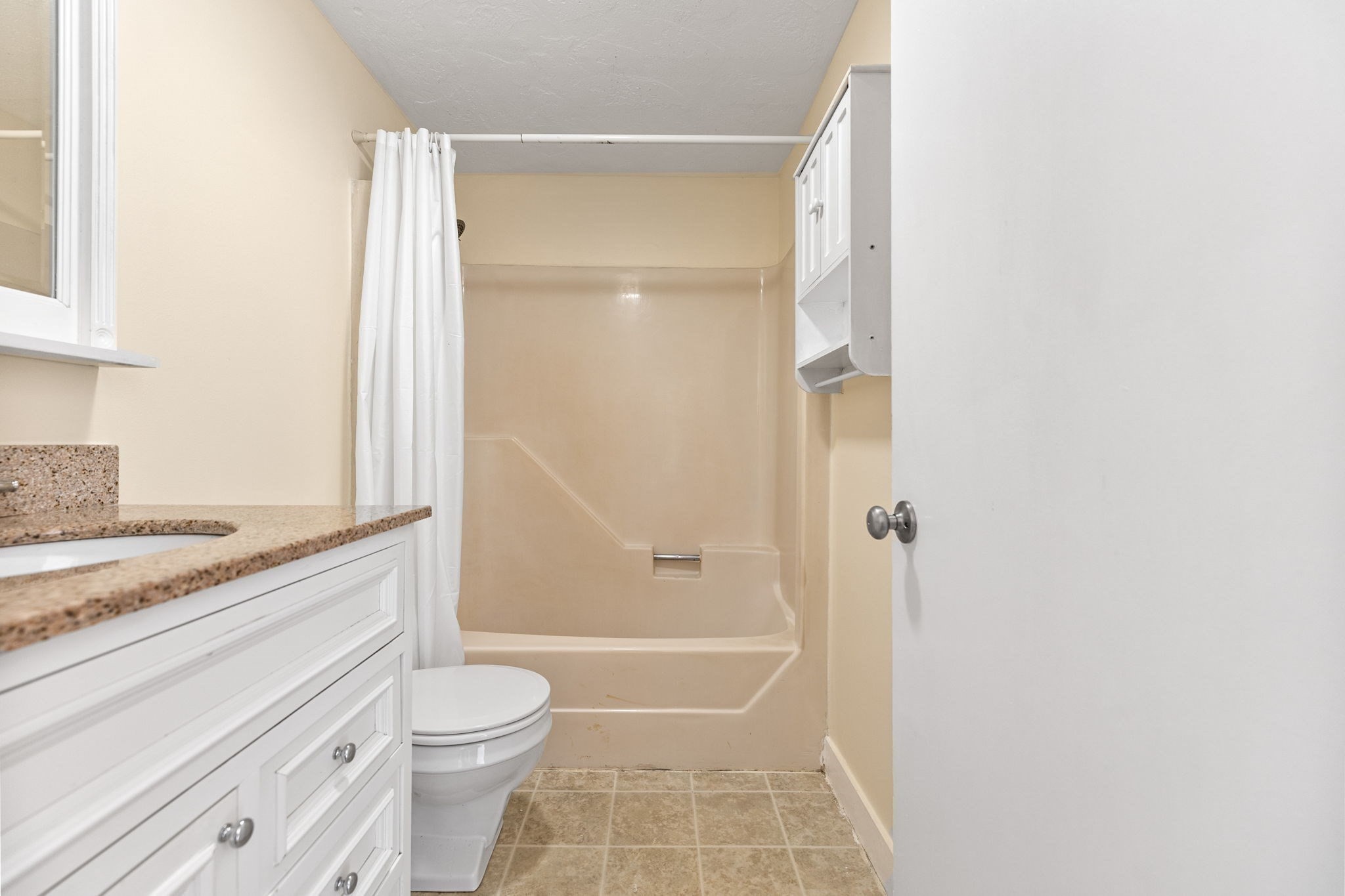 9 Henry St Unit 9, Belmont, MA 02478 - Image 6