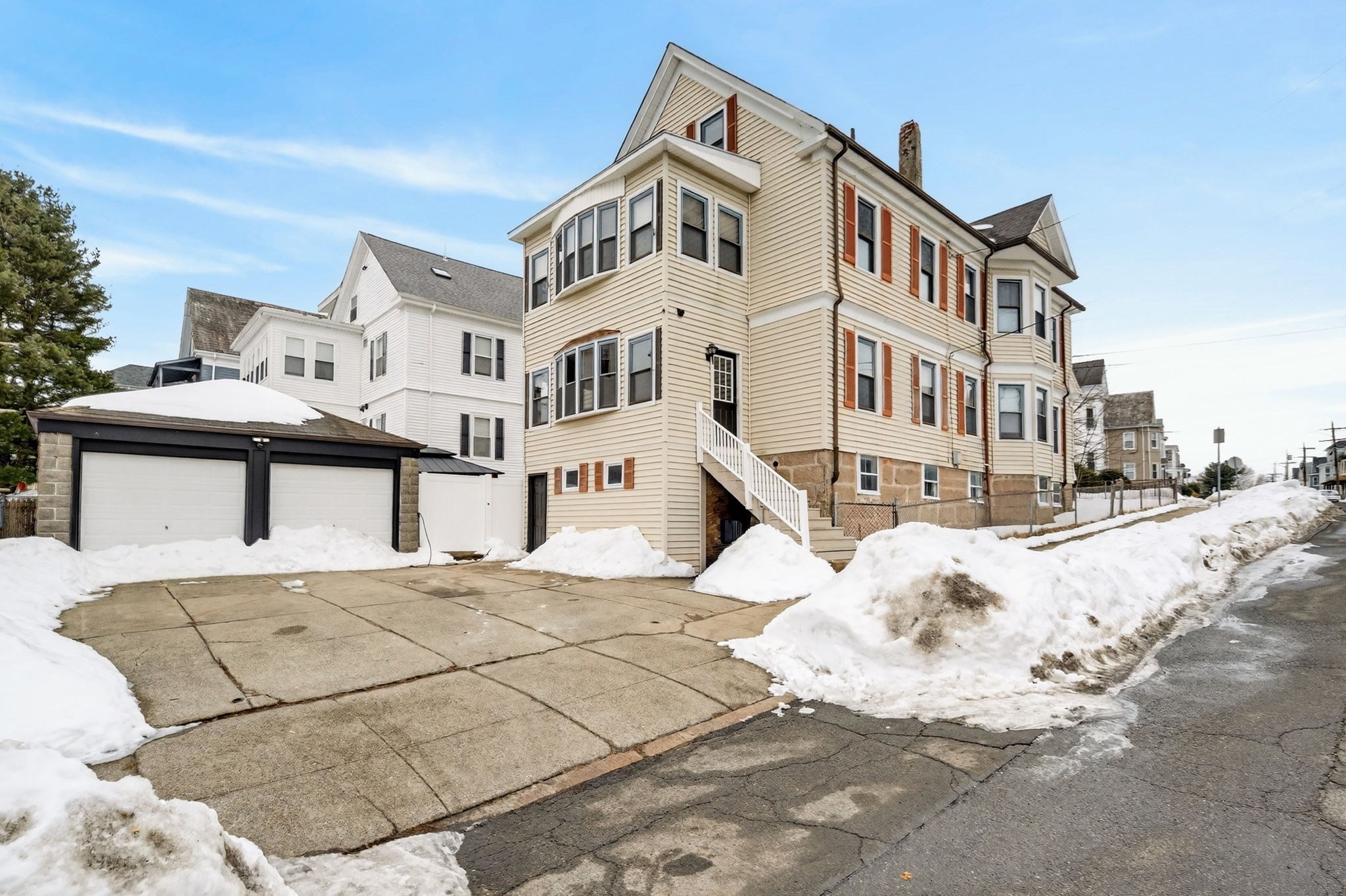 228 Mount Pleasant Street, New Bedford, MA 02746