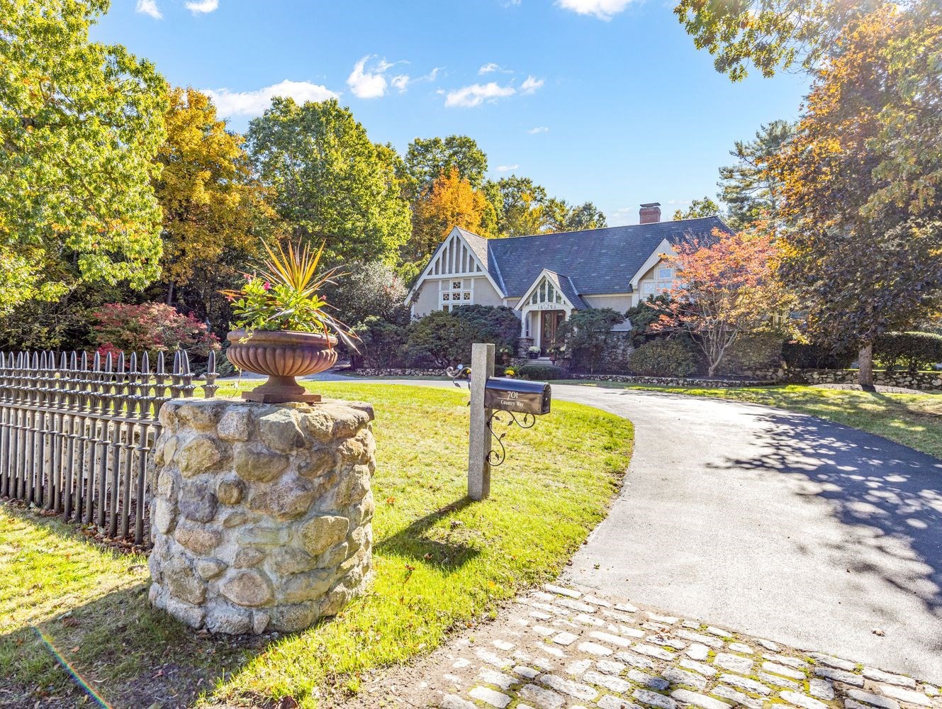 701 Country Way, Scituate, MA 02066