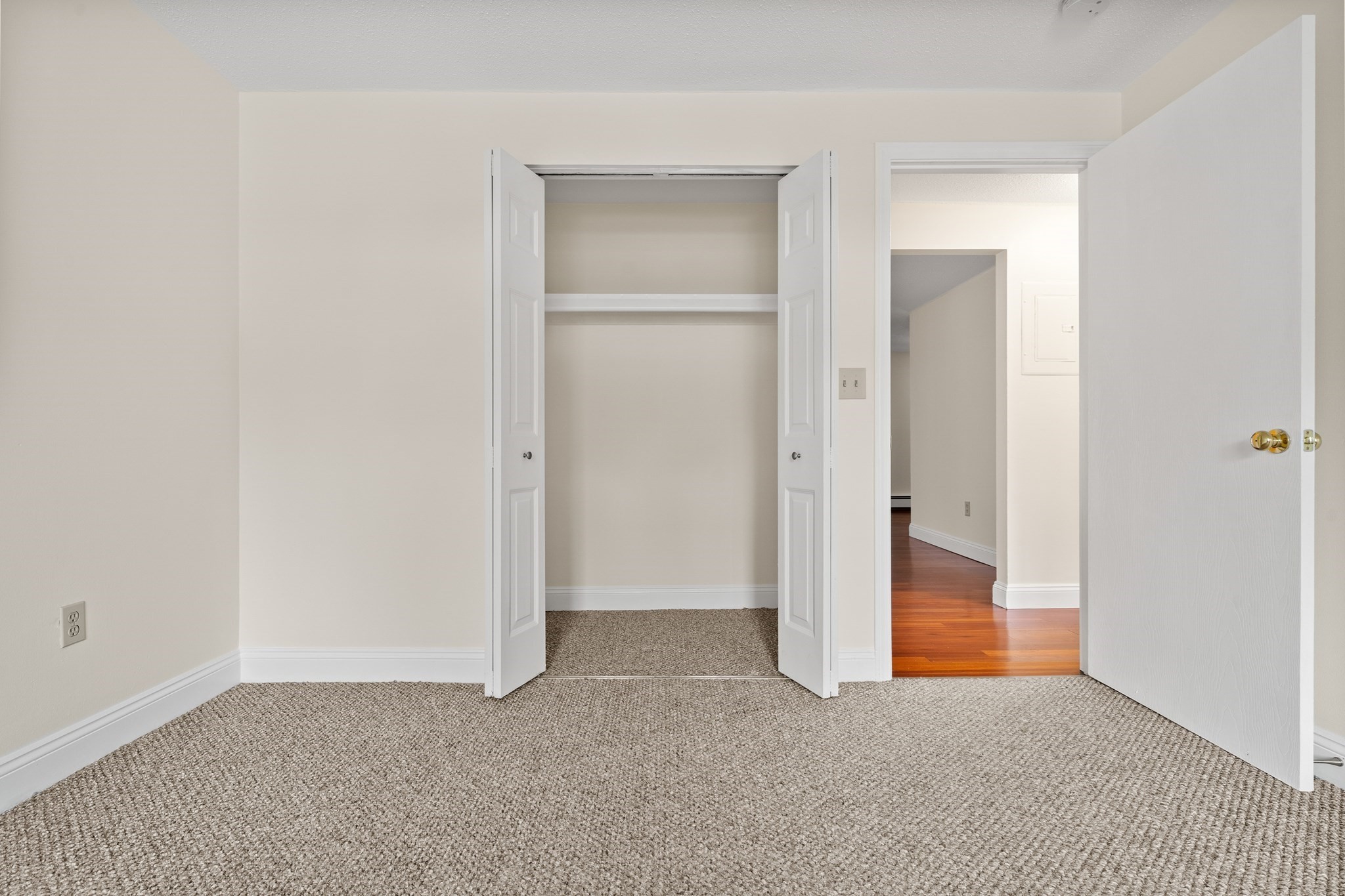 1400 Skyline Dr Unit 6, Lowell, MA 01854 - Image 23