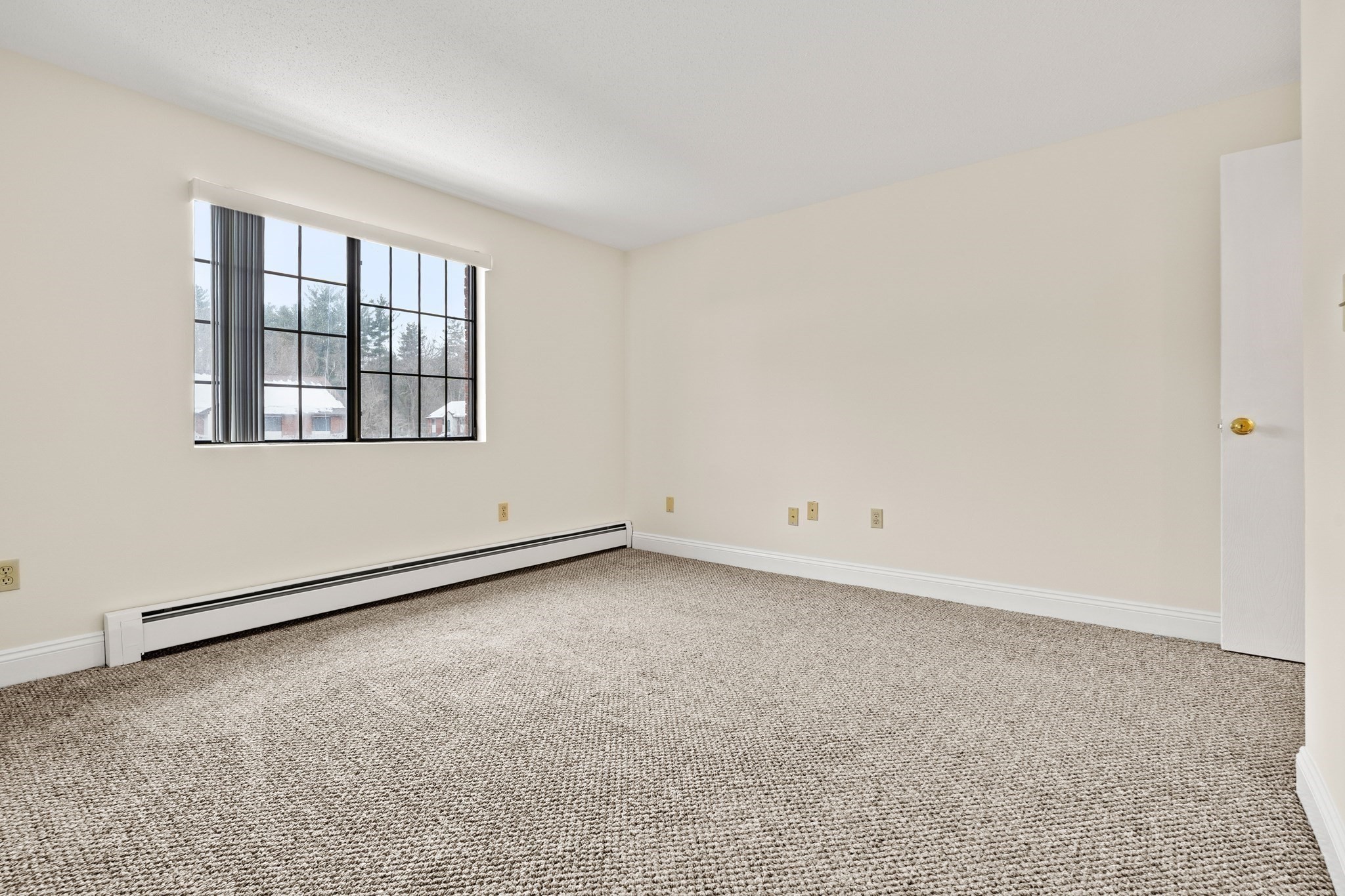 1400 Skyline Dr Unit 6, Lowell, MA 01854 - Image 27