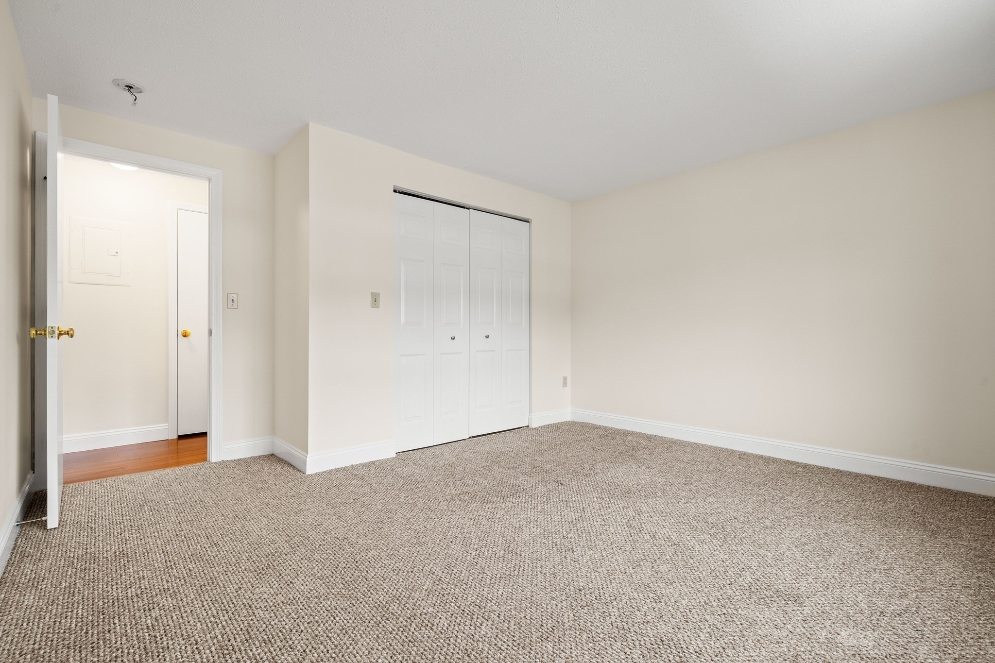1400 Skyline Dr Unit 6, Lowell, MA 01854 - Image 28