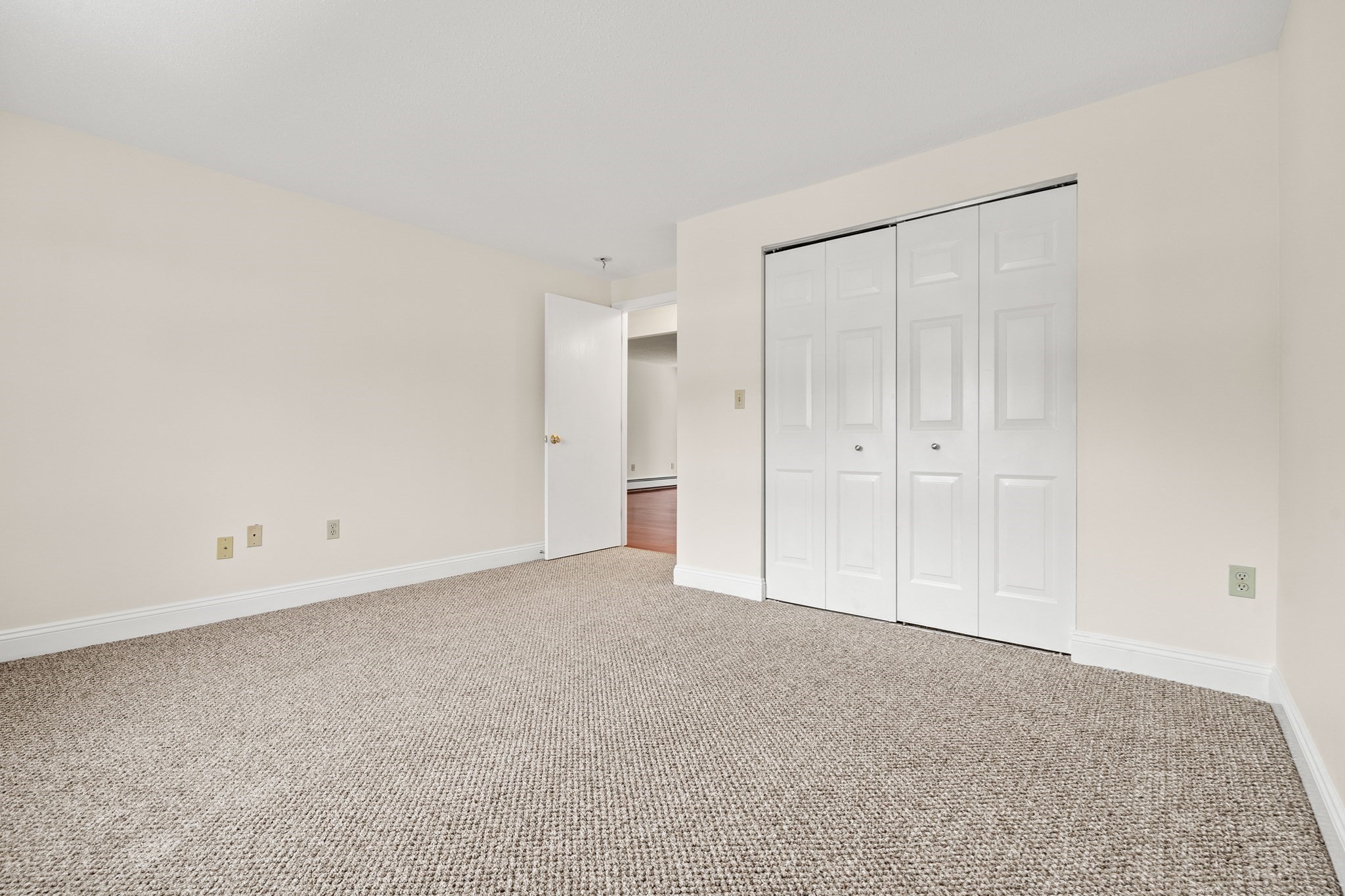 1400 Skyline Dr Unit 6, Lowell, MA 01854 - Image 29