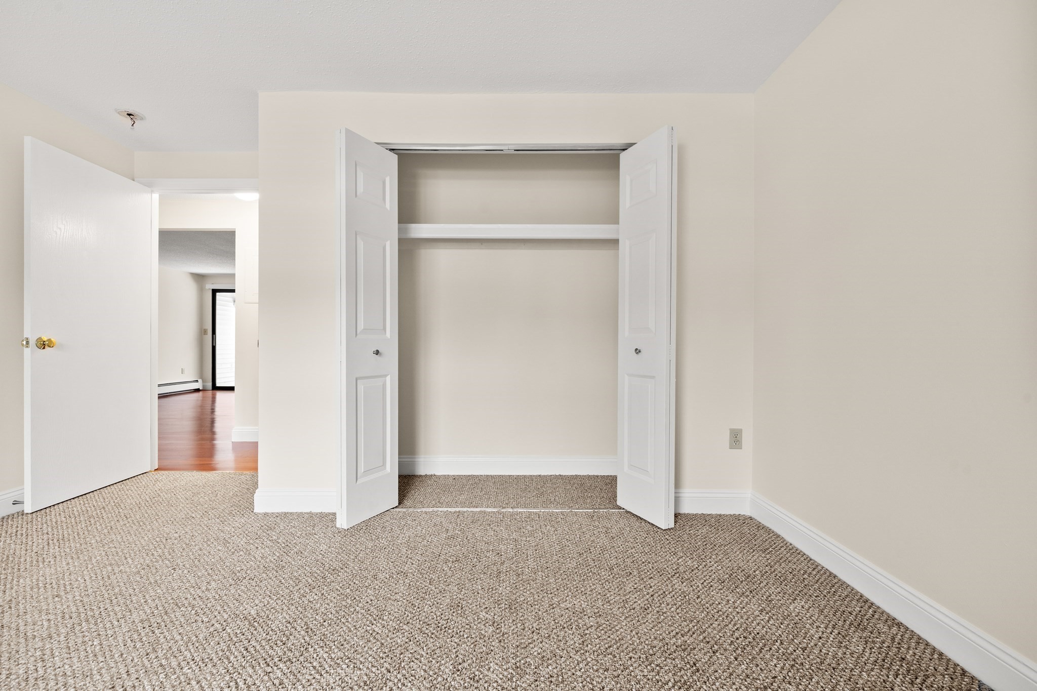 1400 Skyline Dr Unit 6, Lowell, MA 01854 - Image 30