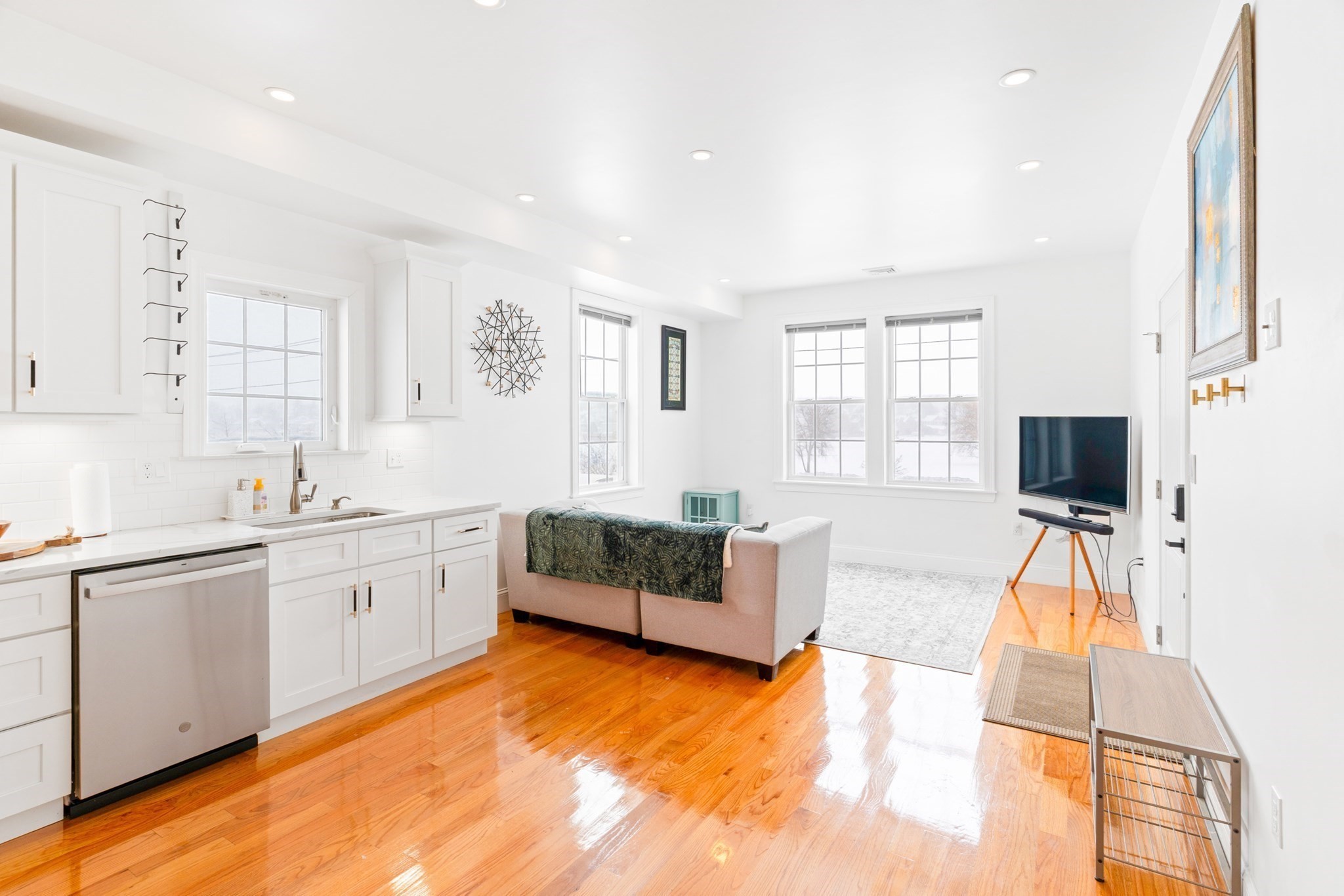 279 Shirley Street Unit 2, Winthrop, MA 02152 - Image 4