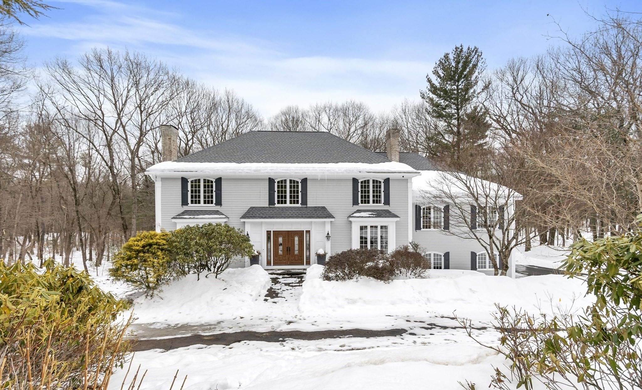 9 Garland Rd, Lincoln, MA 01773