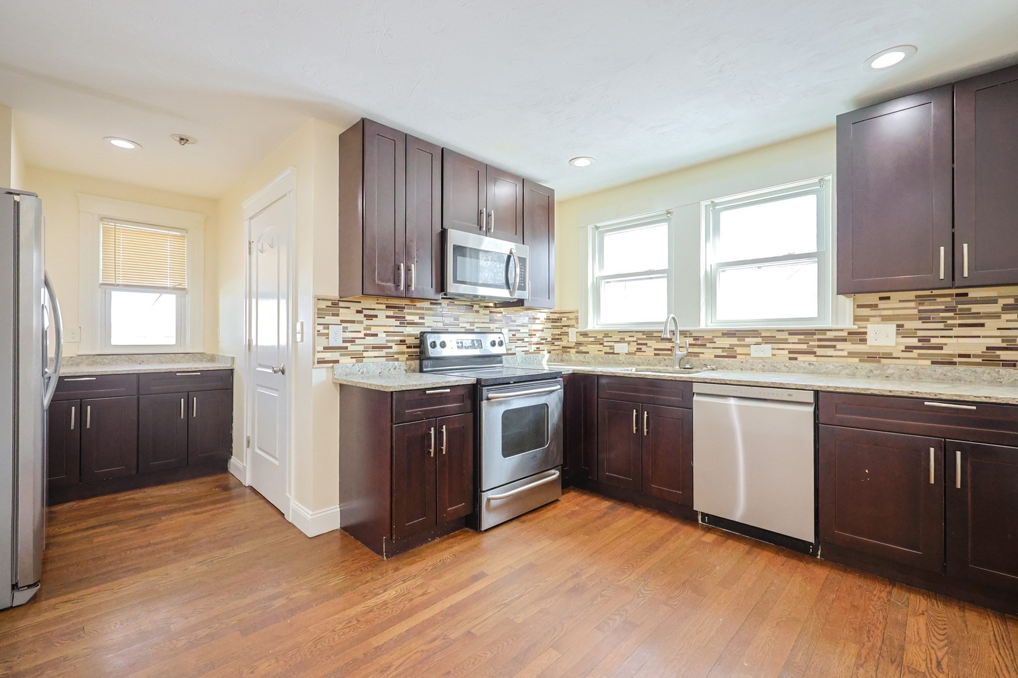 96 Mansfield St, Framingham, MA 01702 - Image 5