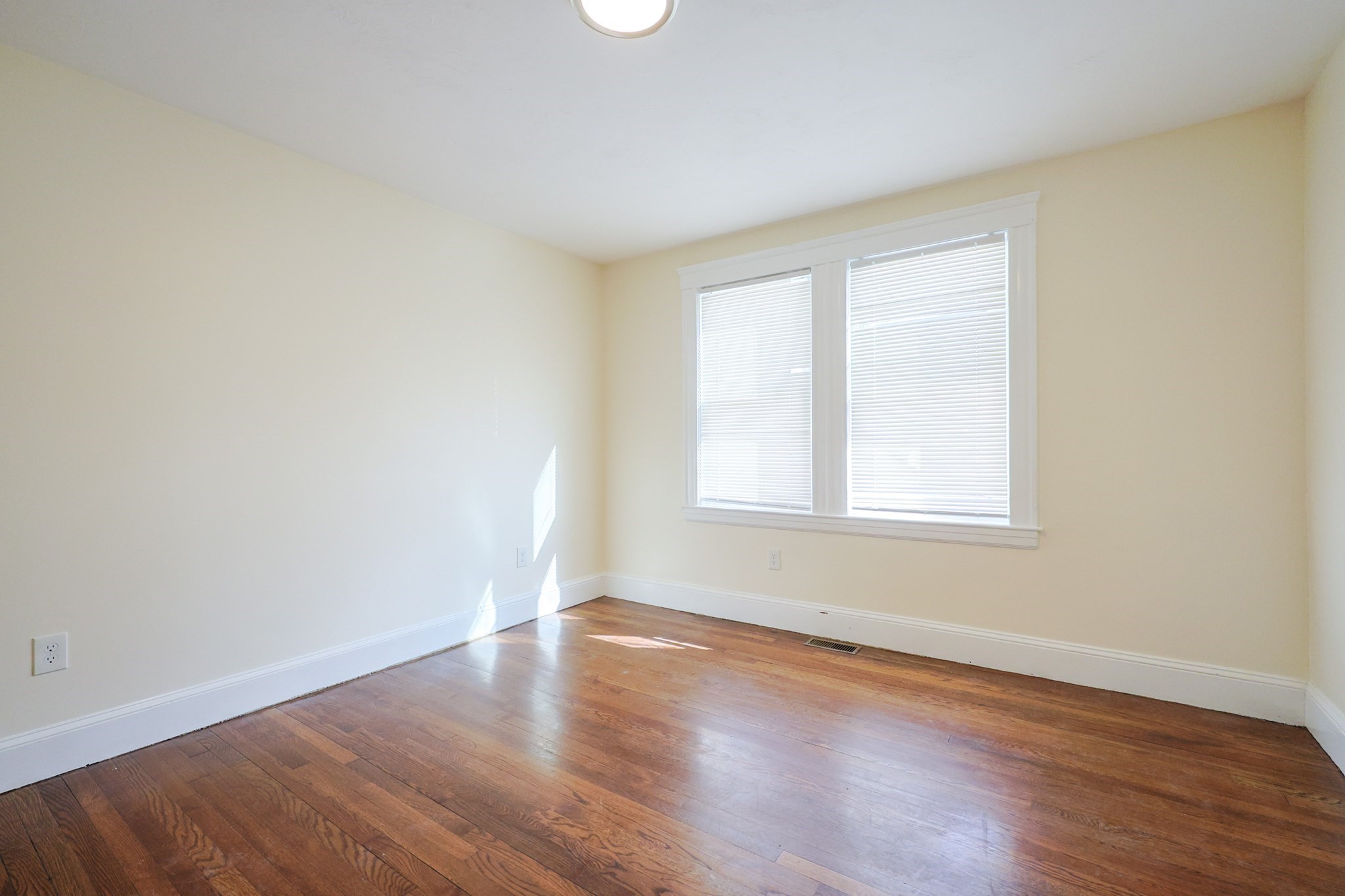 96 Mansfield St, Framingham, MA 01702 - Image 9