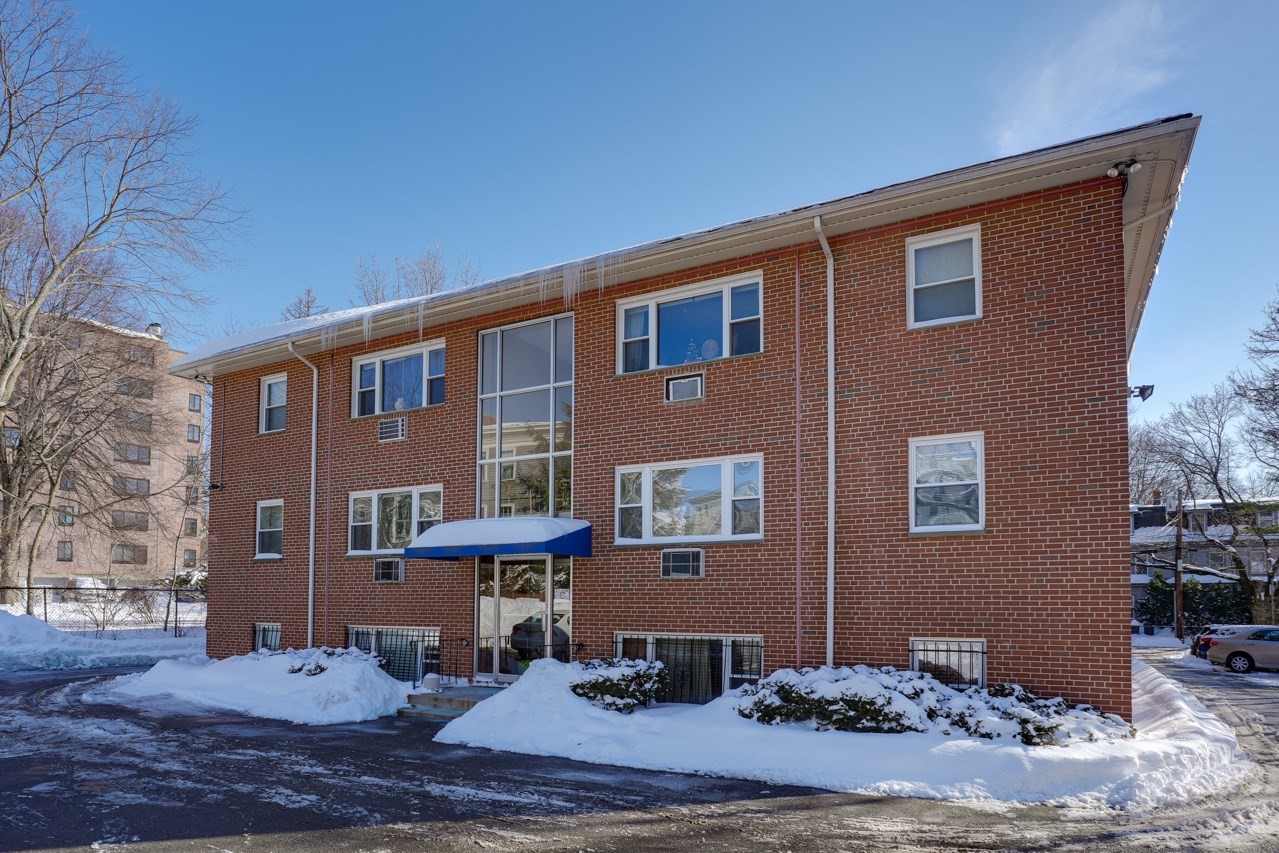 11 Cogswell Avenue Unit 15, Cambridge, MA 02140
