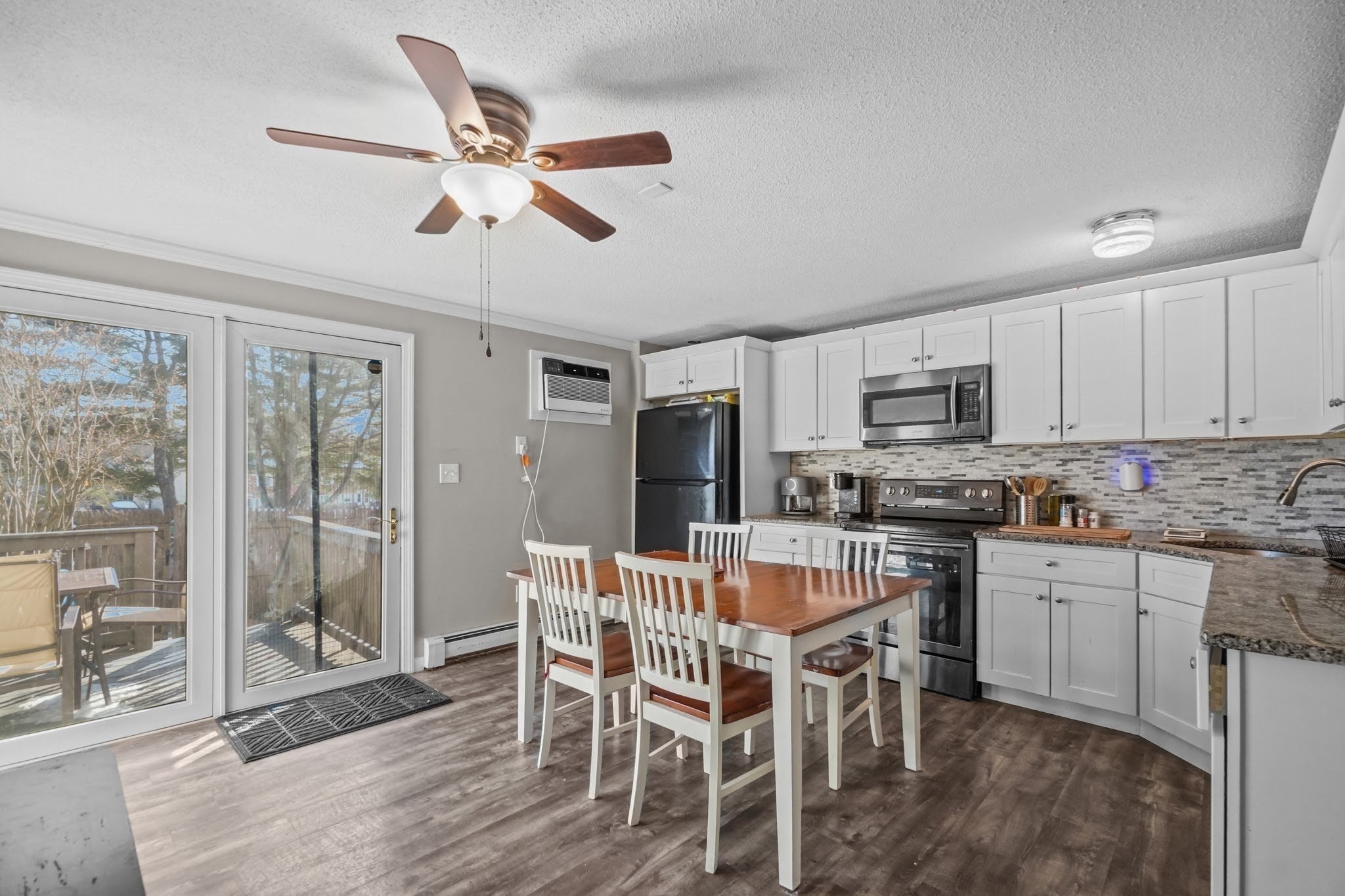 1638 Plymouth St Unit 1638, East Bridgewater, MA 02333