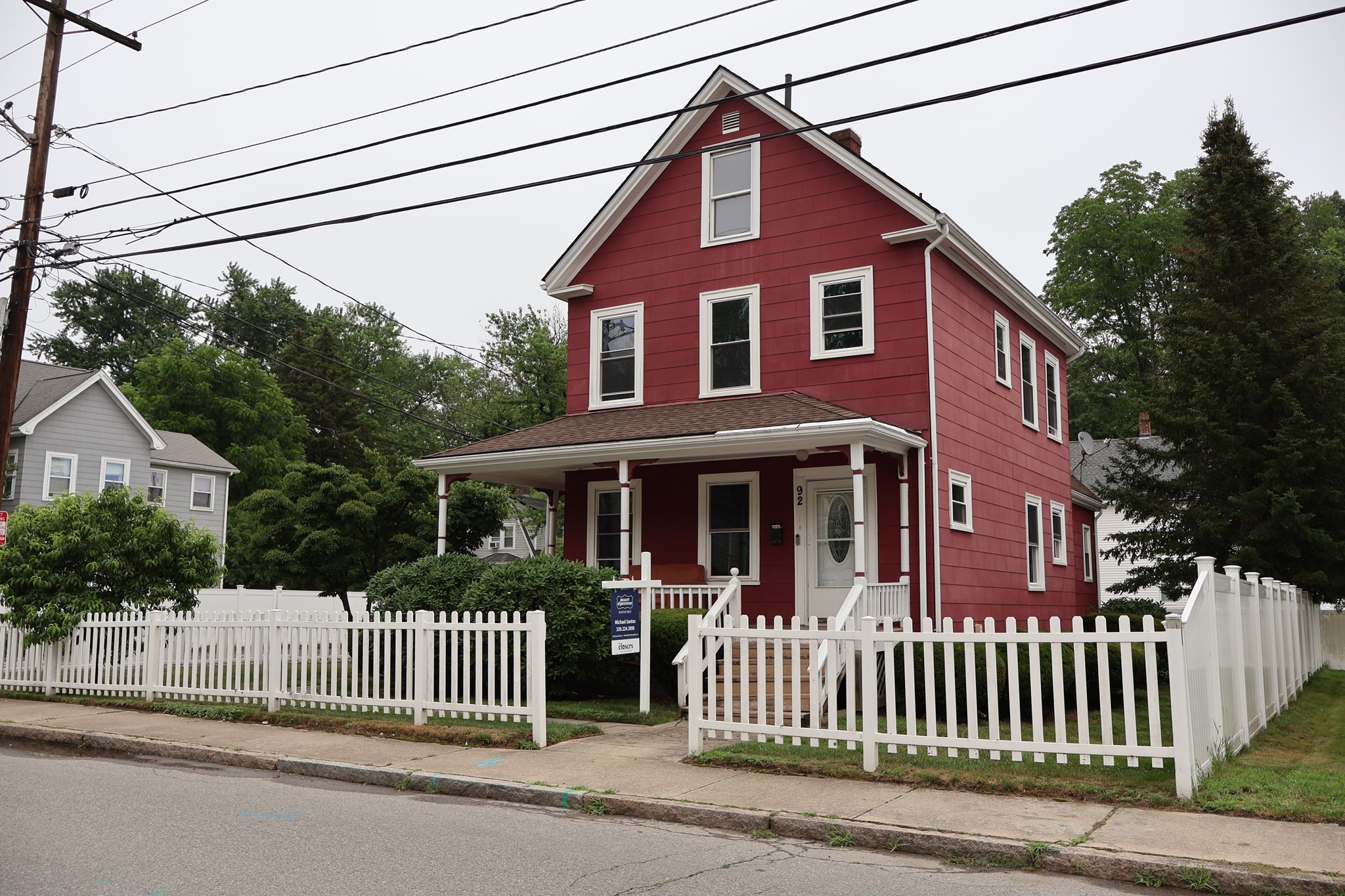 92 Alexander St, Framingham, MA 01702