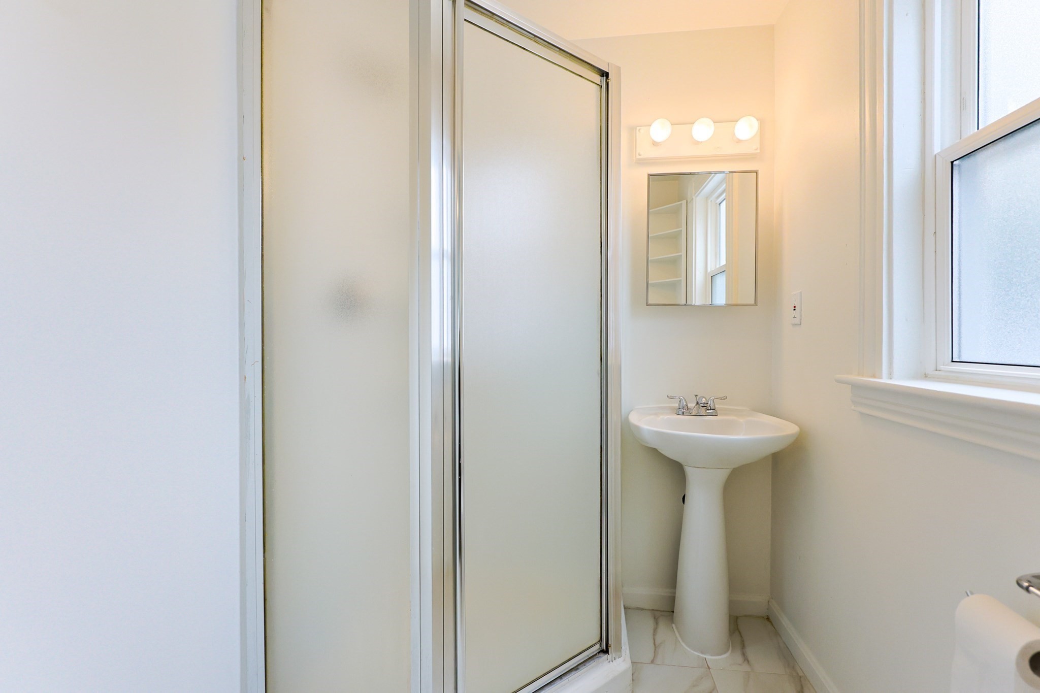 92 Alexander St, Framingham, MA 01702 - Image 19