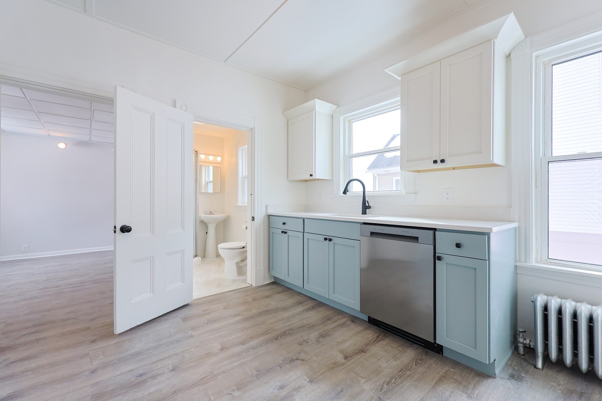 92 Alexander St, Framingham, MA 01702 - Image 8