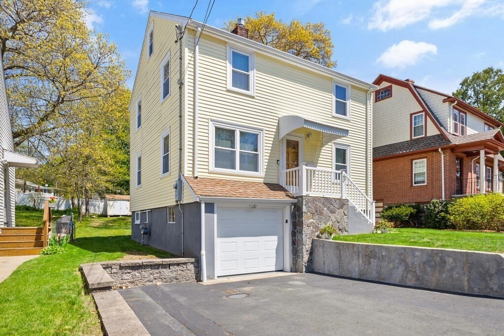43 Brewster Rd, Medford, MA 02155