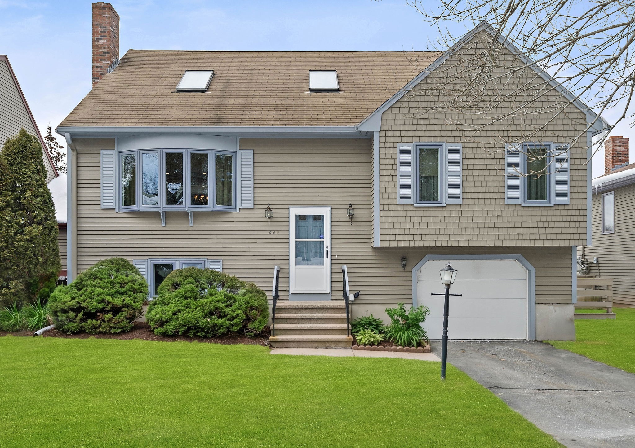296 Island St Unit 296, Stoughton, MA 02072