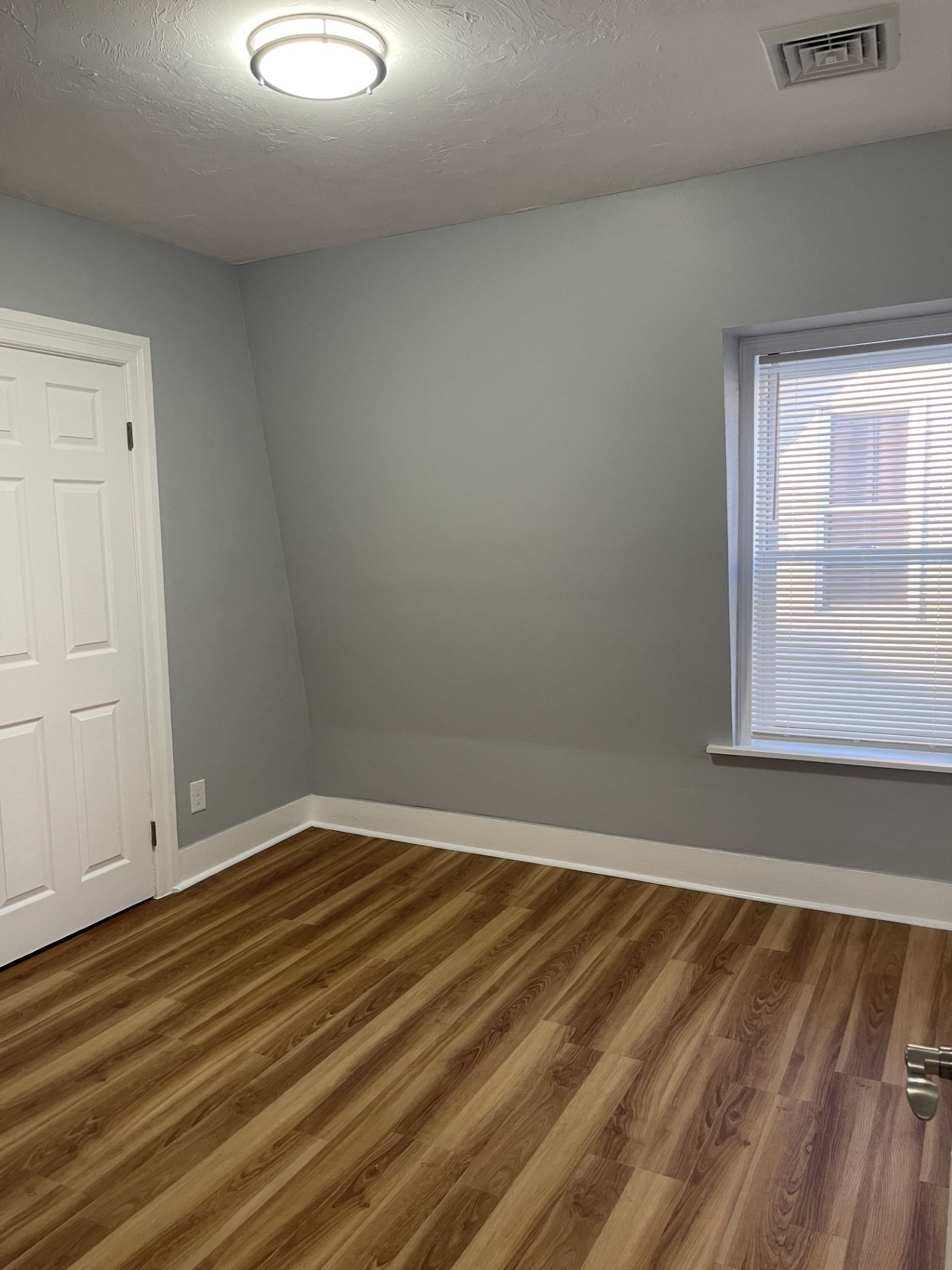 12 Winslow St, Worcester, MA 01609 - Image 9