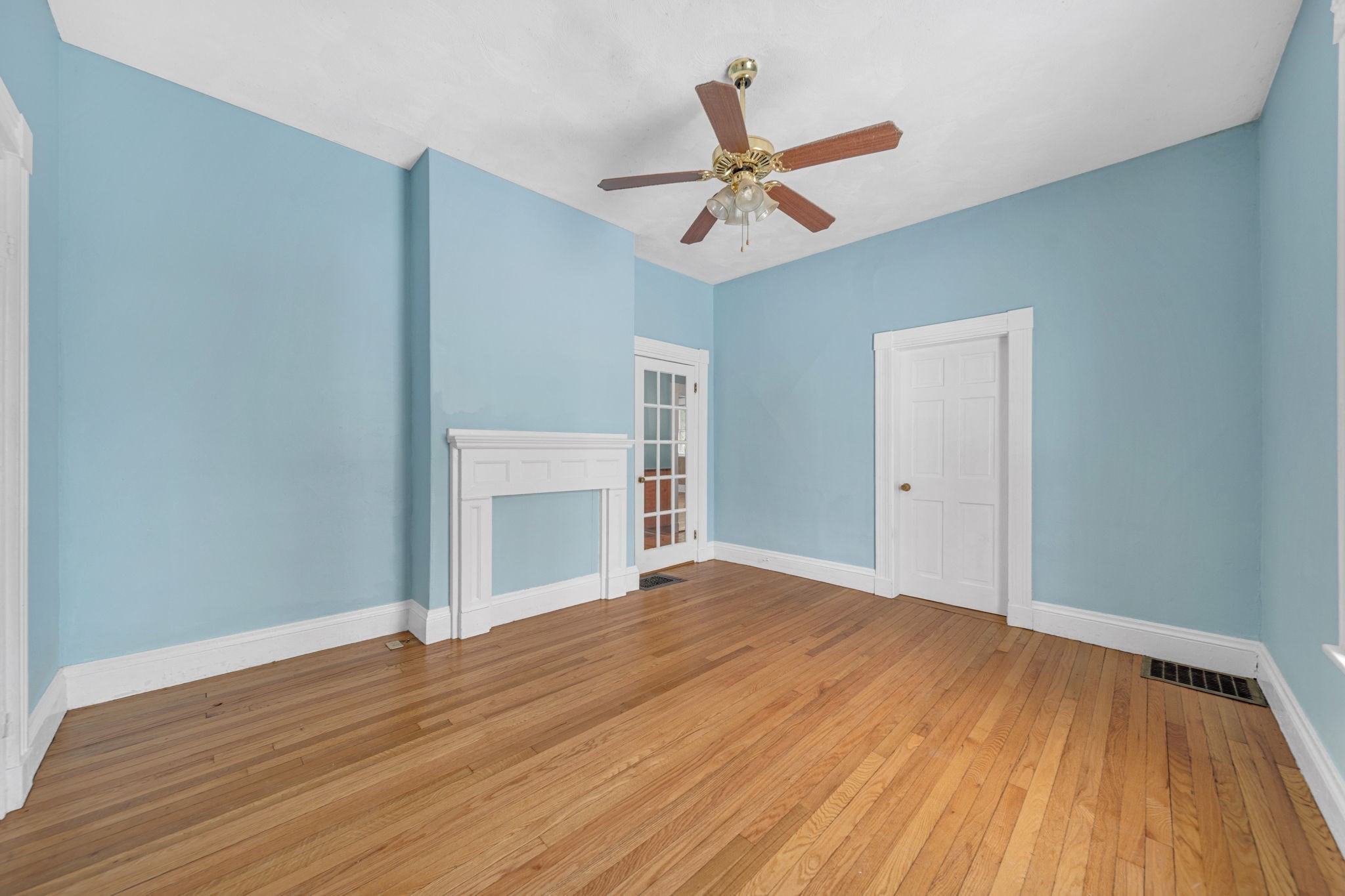 28 Linden Pl, Dedham, MA 02026 - Image 14