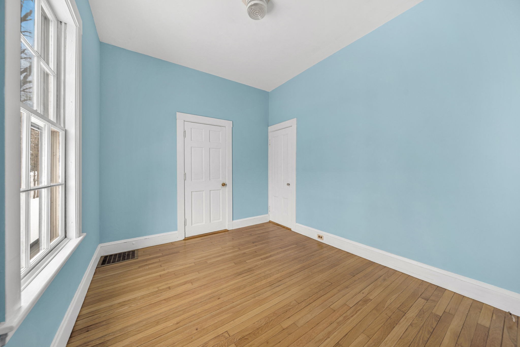 28 Linden Pl, Dedham, MA 02026 - Image 23
