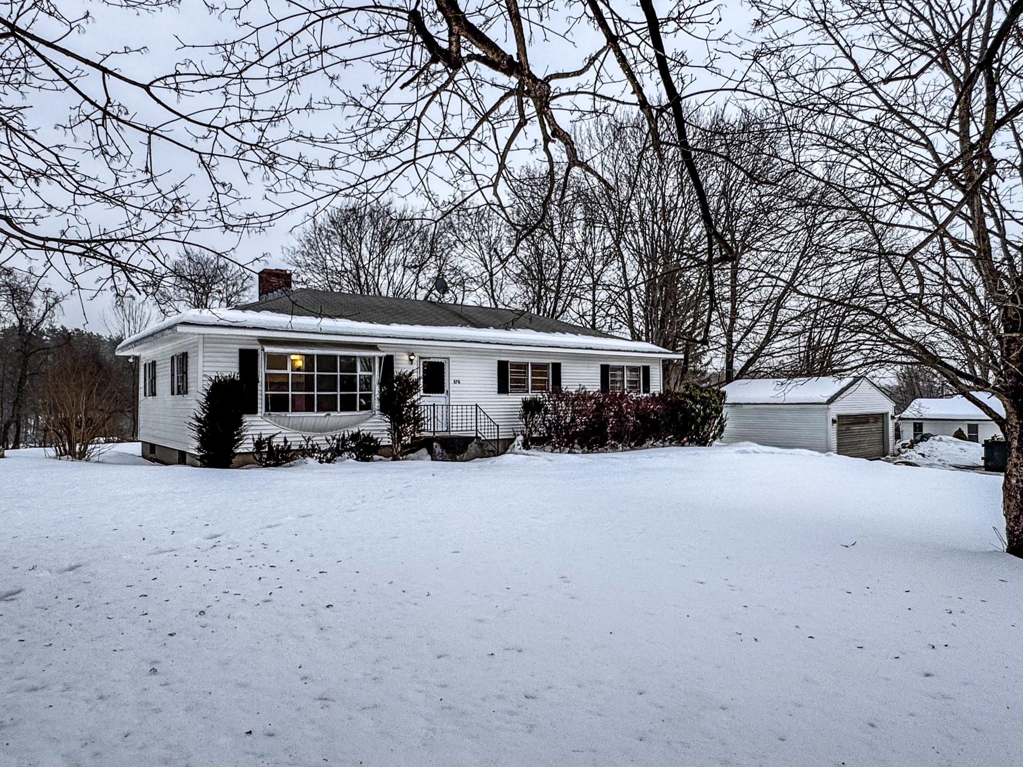 858 N Woodstock Rd, Southbridge, MA 01550