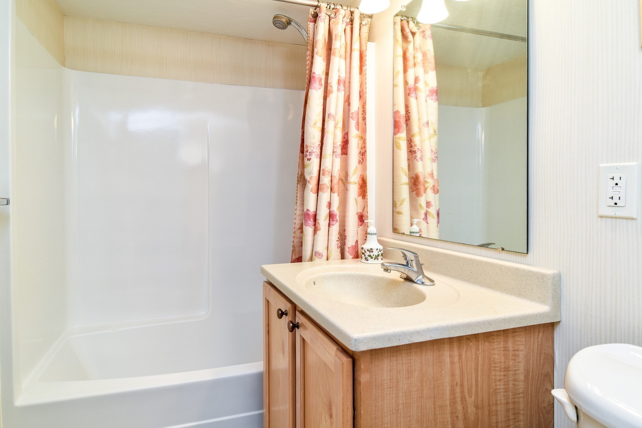 1500 Worcester Unit 426, Framingham, MA 01702 - Image 18