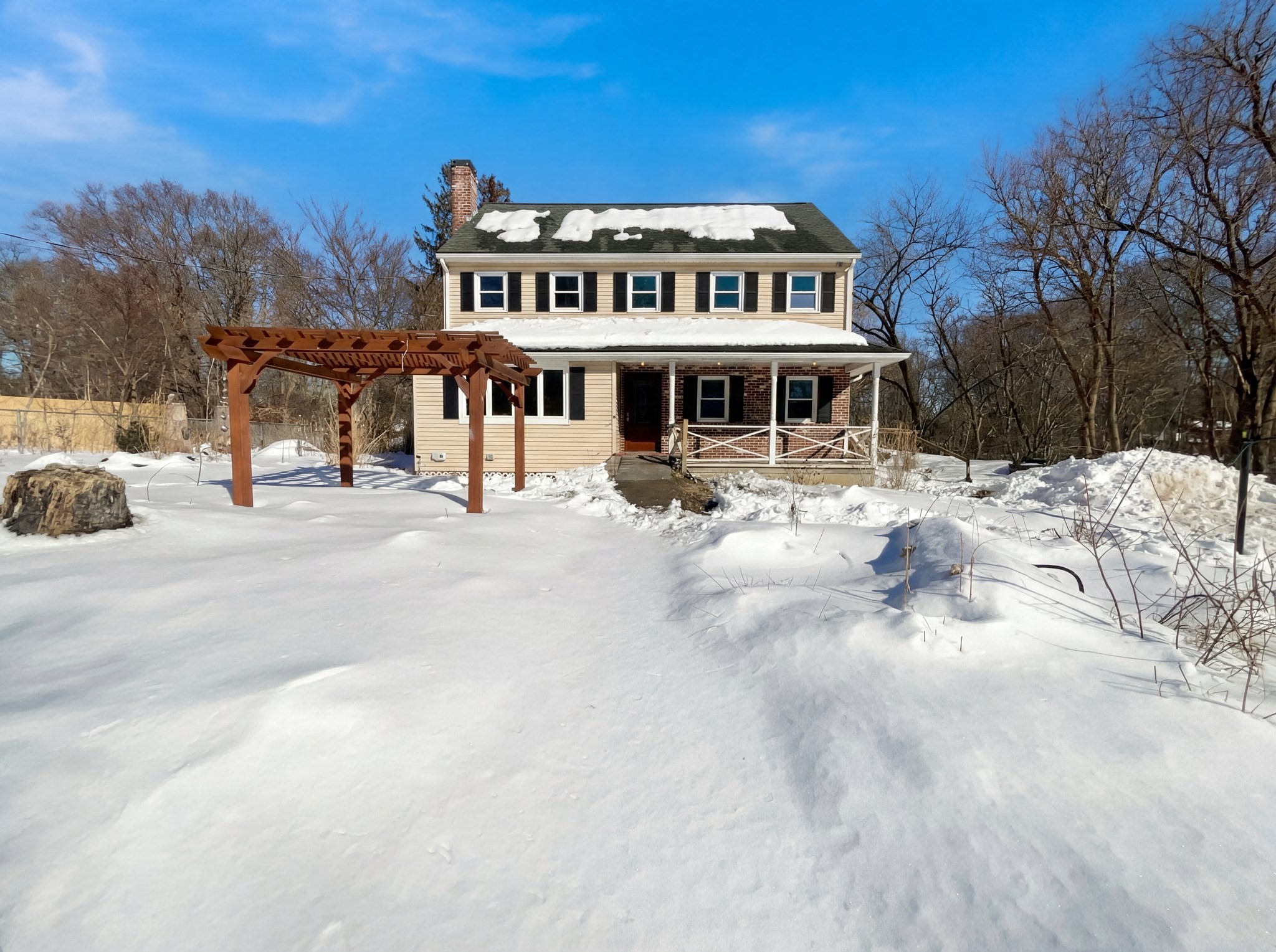 52 General Cobb St, Taunton, MA 02780