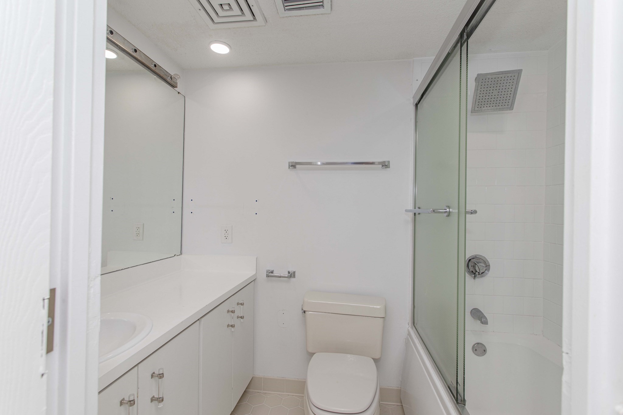 200 Burkhall Street Unit 807, Weymouth, MA 02190 - Image 26