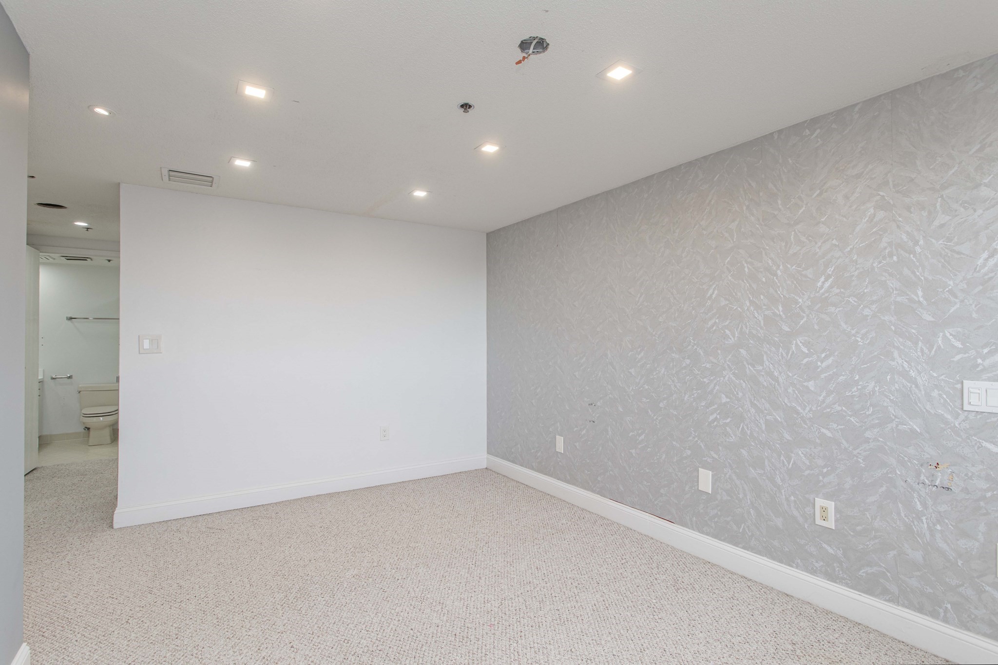 200 Burkhall Street Unit 807, Weymouth, MA 02190 - Image 31