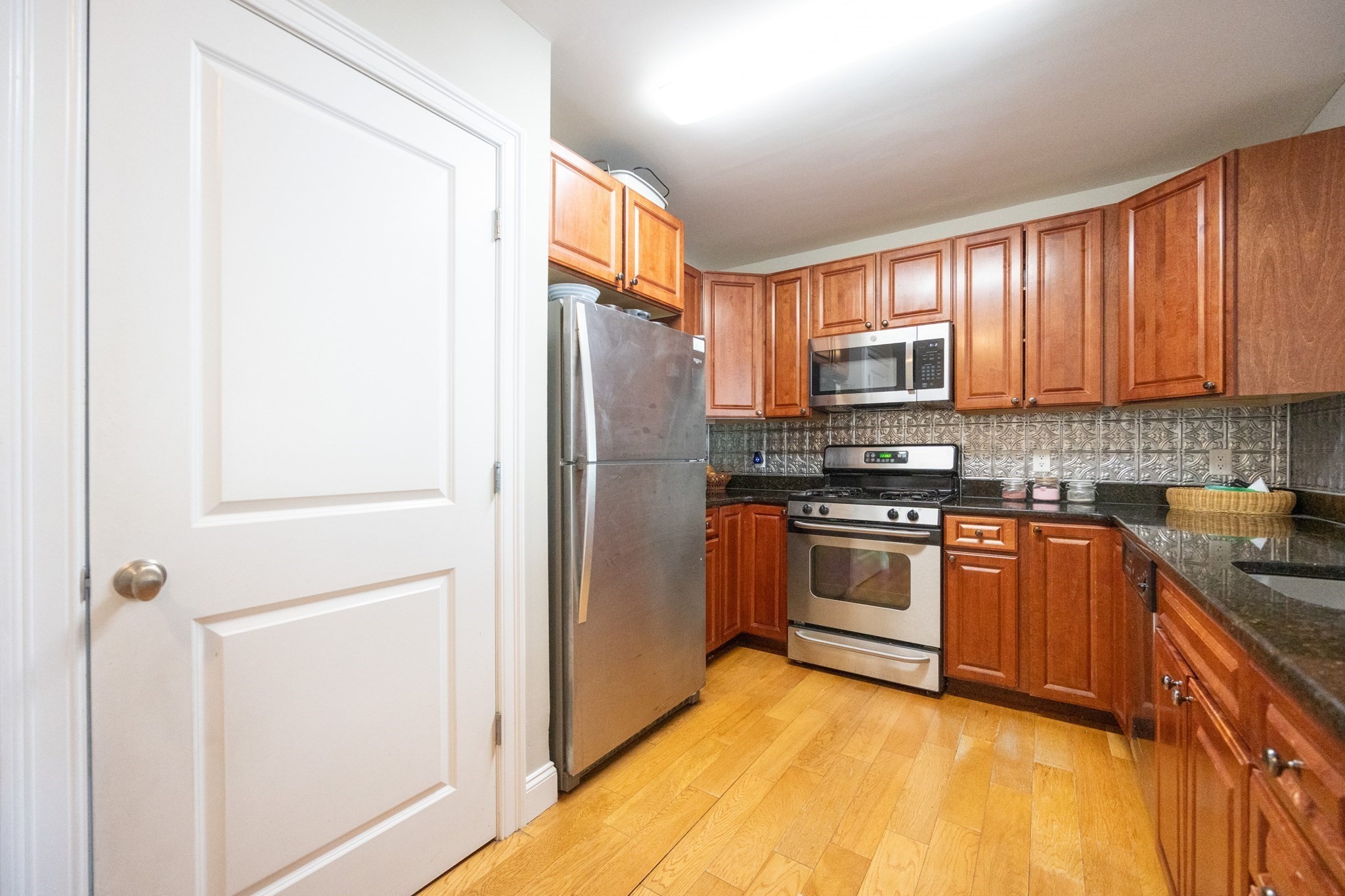 5170 Washington St Unit 107, West Roxbury, Boston, MA 02132 - Image 2