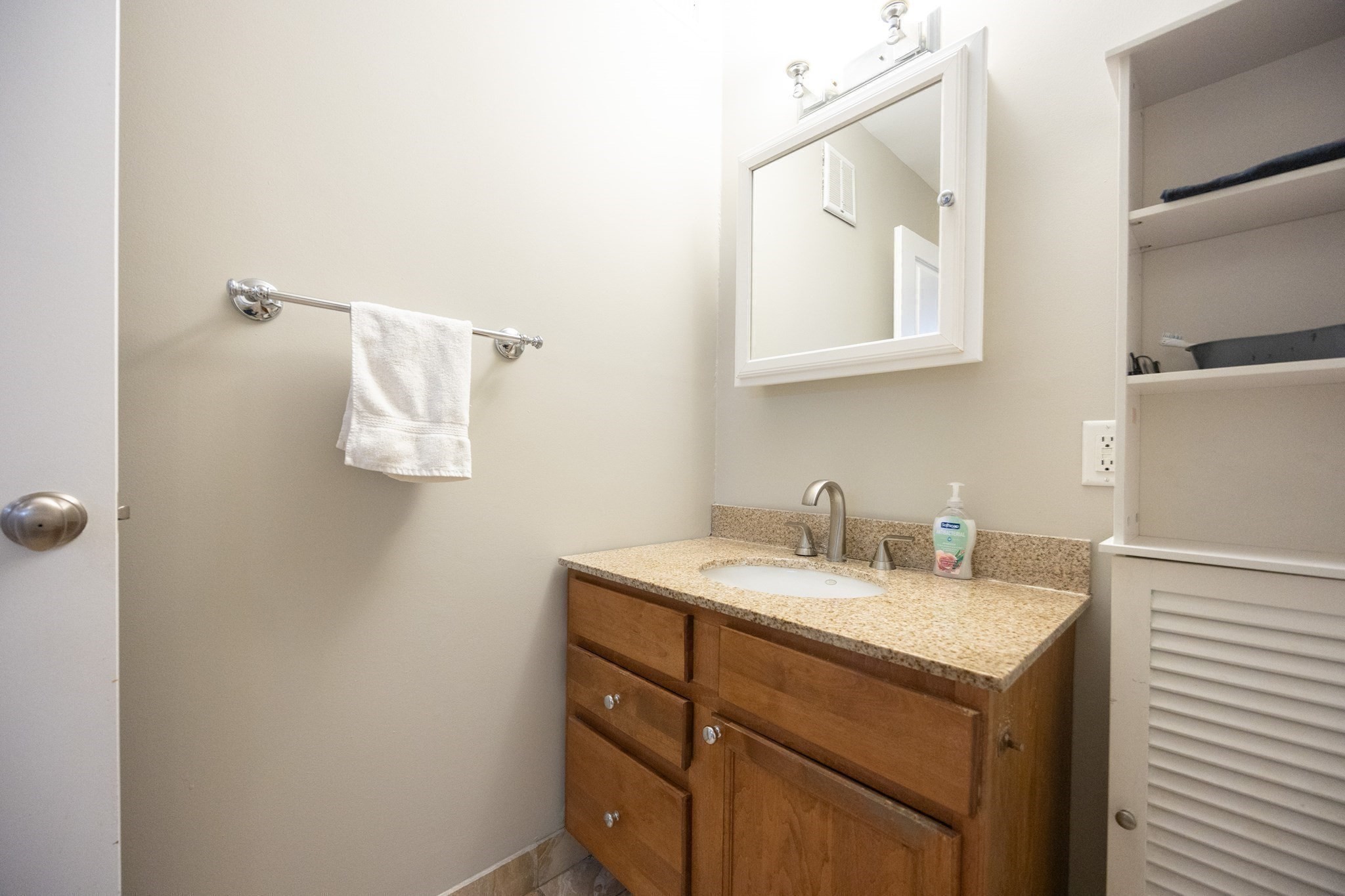 5170 Washington St Unit 107, West Roxbury, Boston, MA 02132 - Image 18