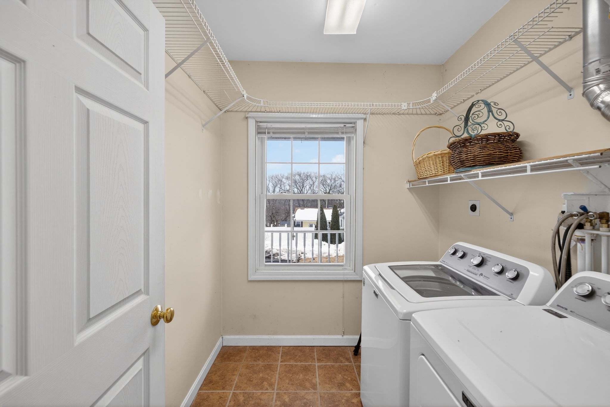 1146 Essex St, Lawrence, MA 01841 - Image 14