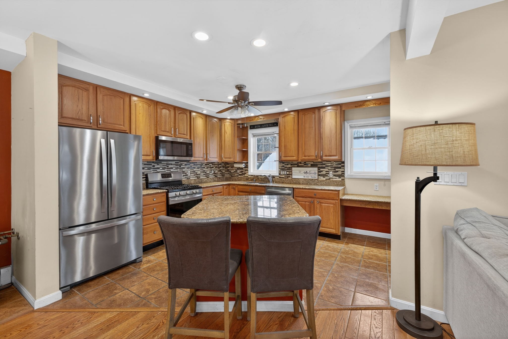 1146 Essex St, Lawrence, MA 01841 - Image 9